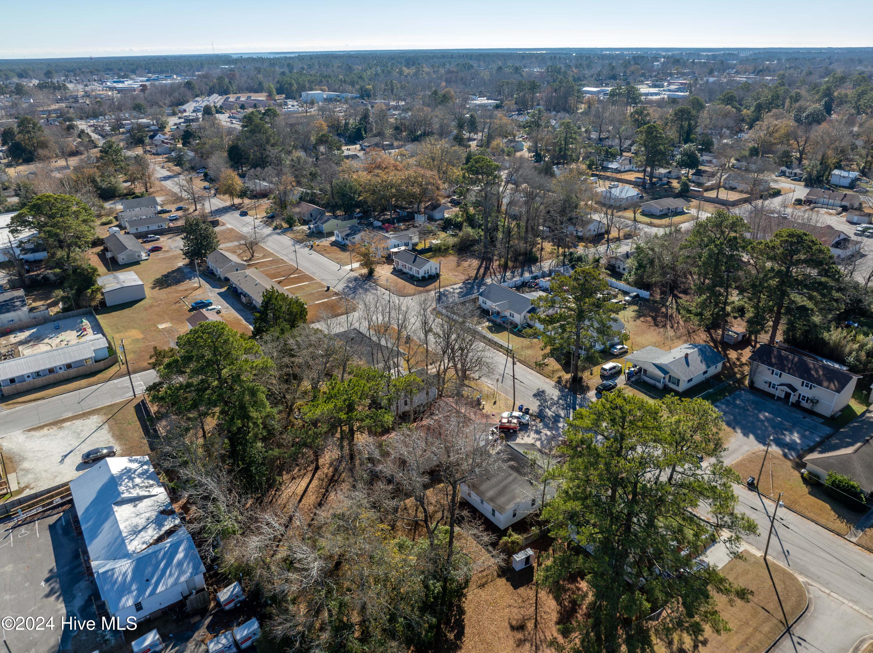 306 Richlands Avenue Property Photo 15