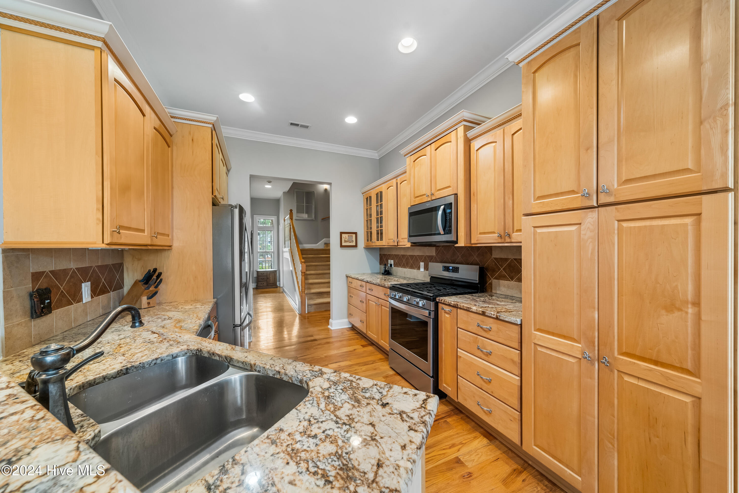 3862 Ridge Crest Drive Property Photo 17