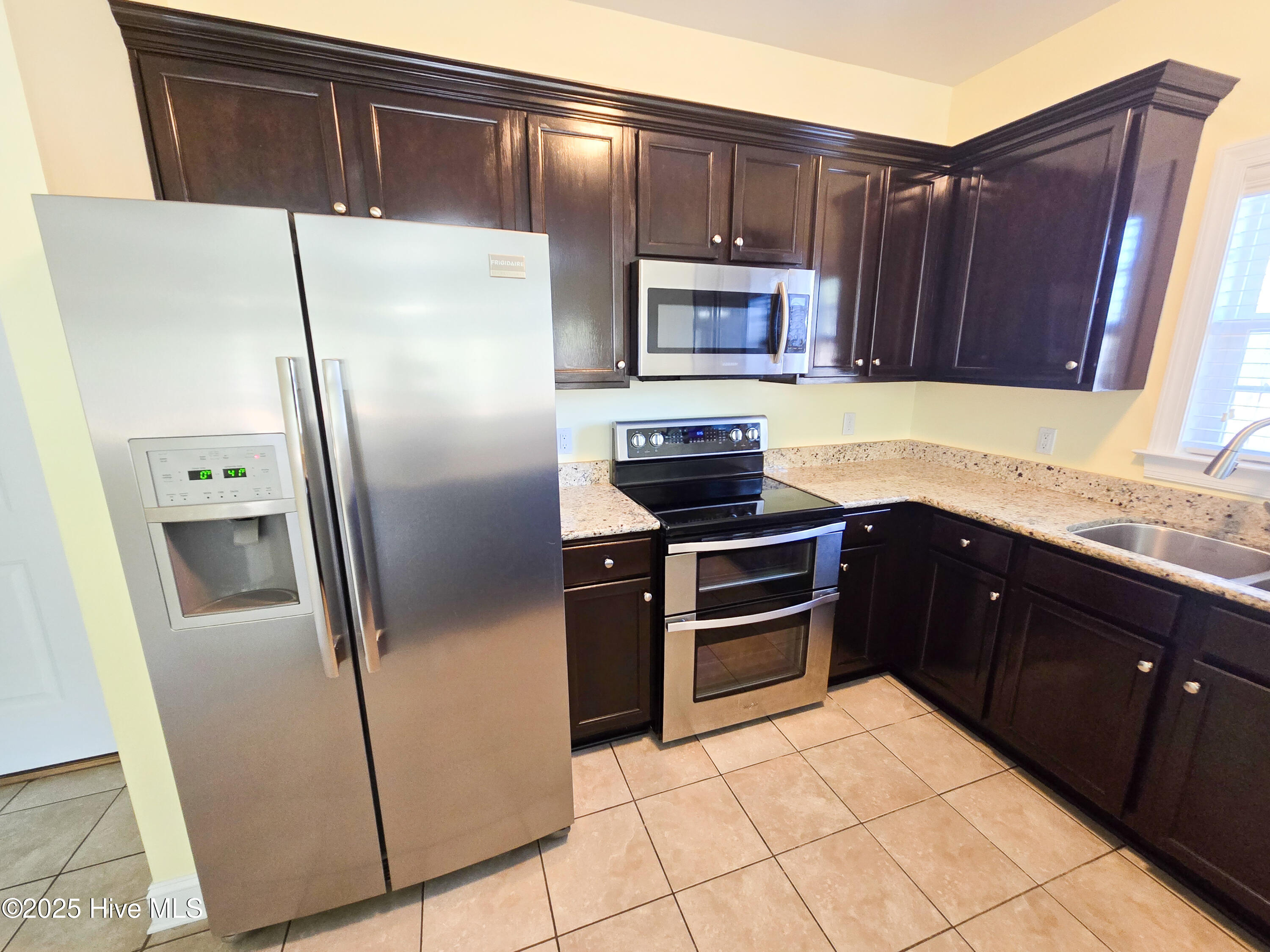 703 Shearwater Lane Property Photo 12
