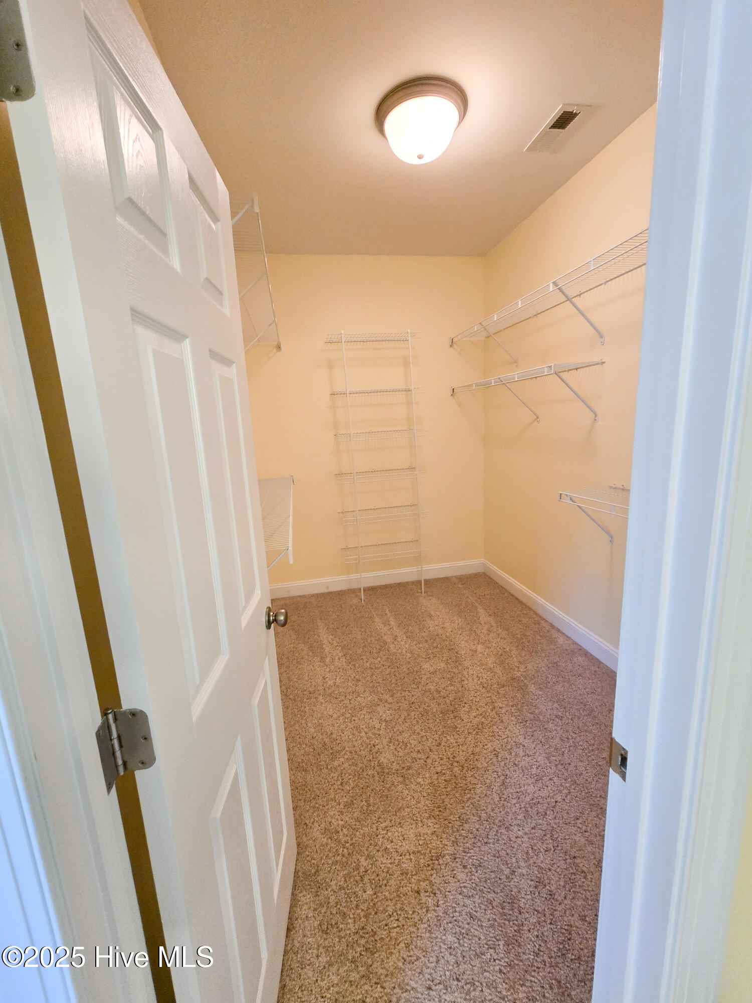 703 Shearwater Lane Property Photo 17