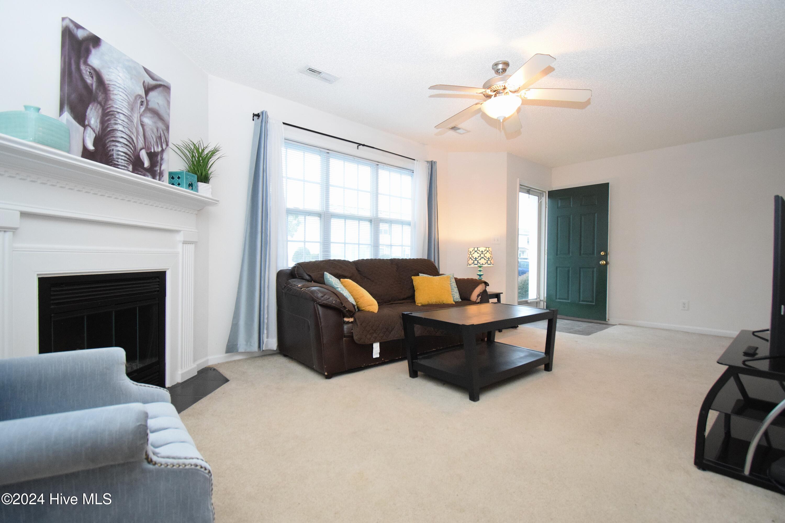 2385 Vineyard Drive I6 Property Photo 2