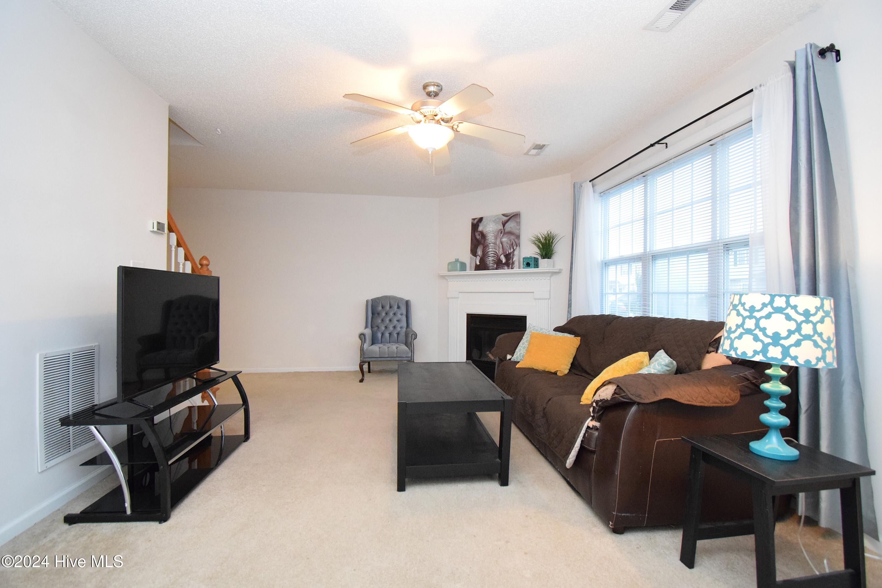 2385 Vineyard Drive I6 Property Photo 3
