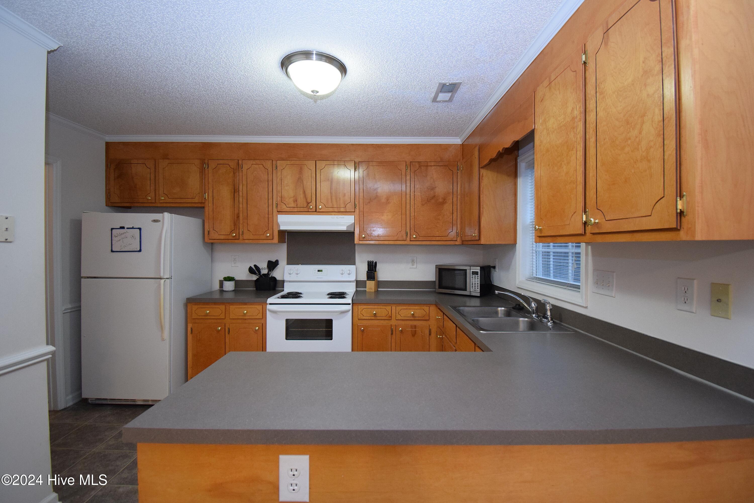 2385 Vineyard Drive I6 Property Photo 5