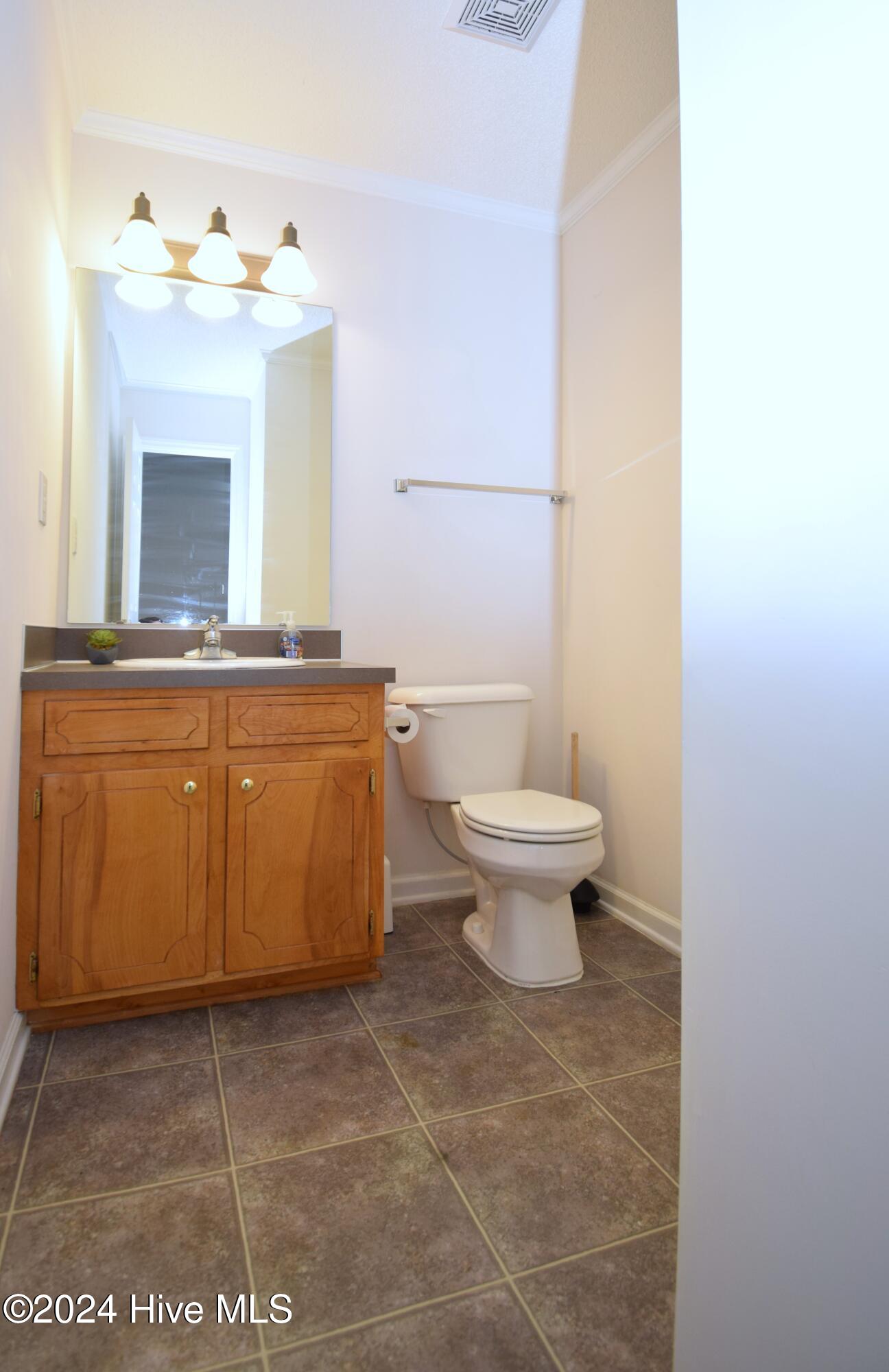 2385 Vineyard Drive I6 Property Photo 7