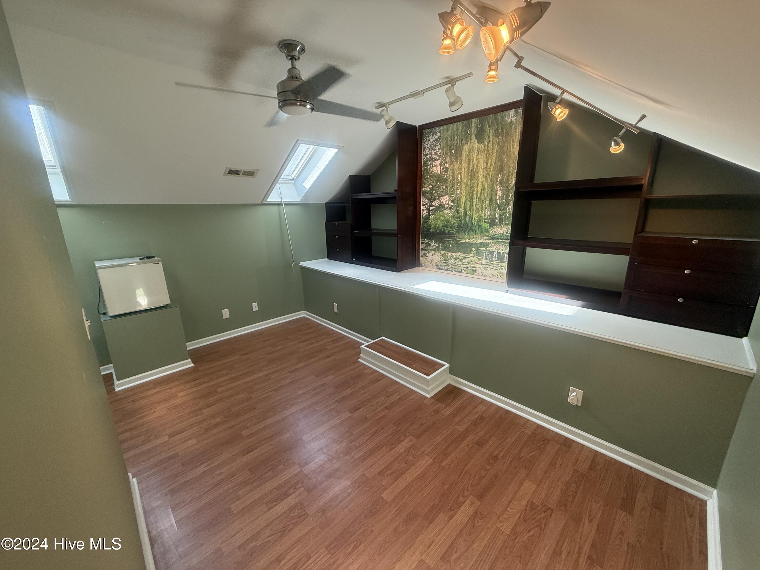 1908 Norwood Street # 2 Property Photo 15