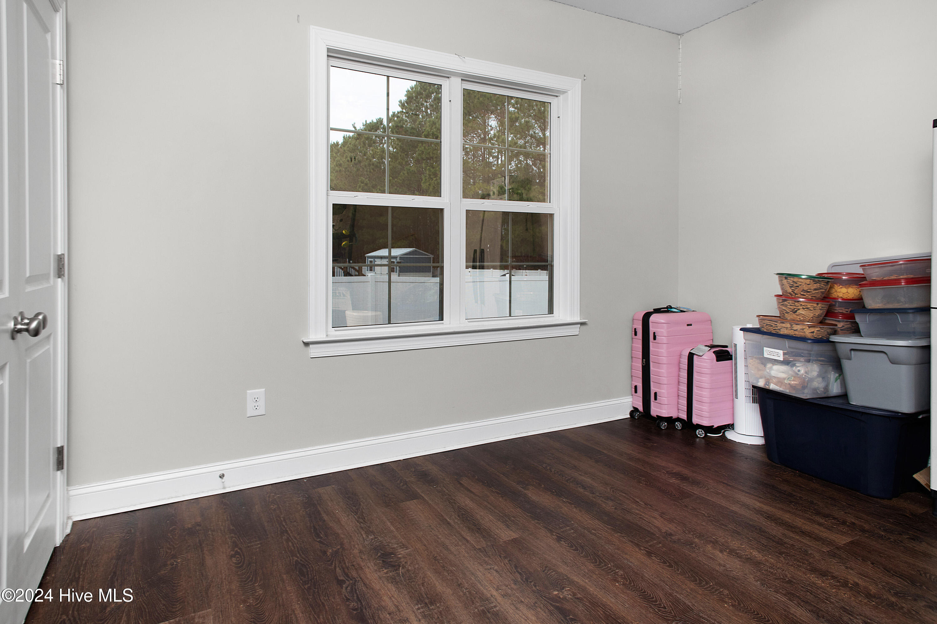180 Laura Drive Property Photo 20