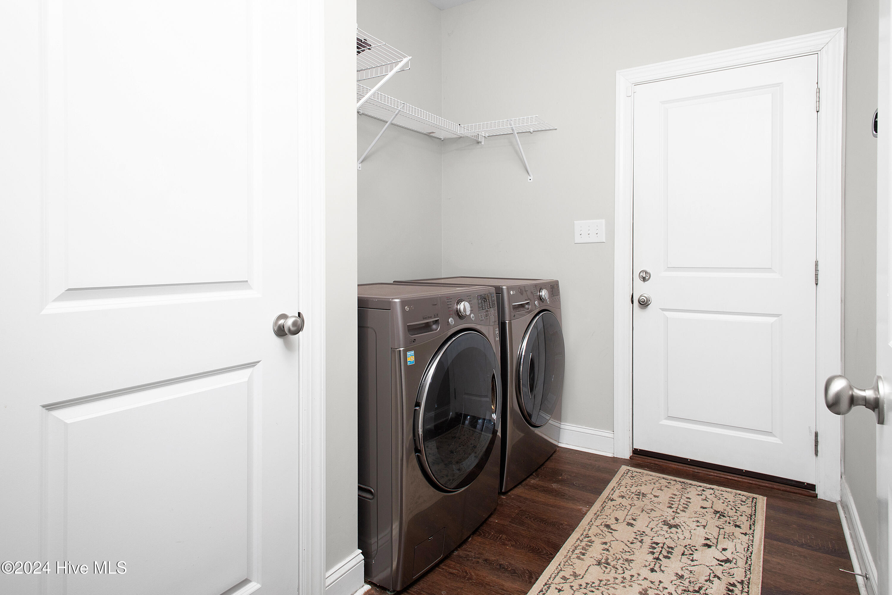 180 Laura Drive Property Photo 23