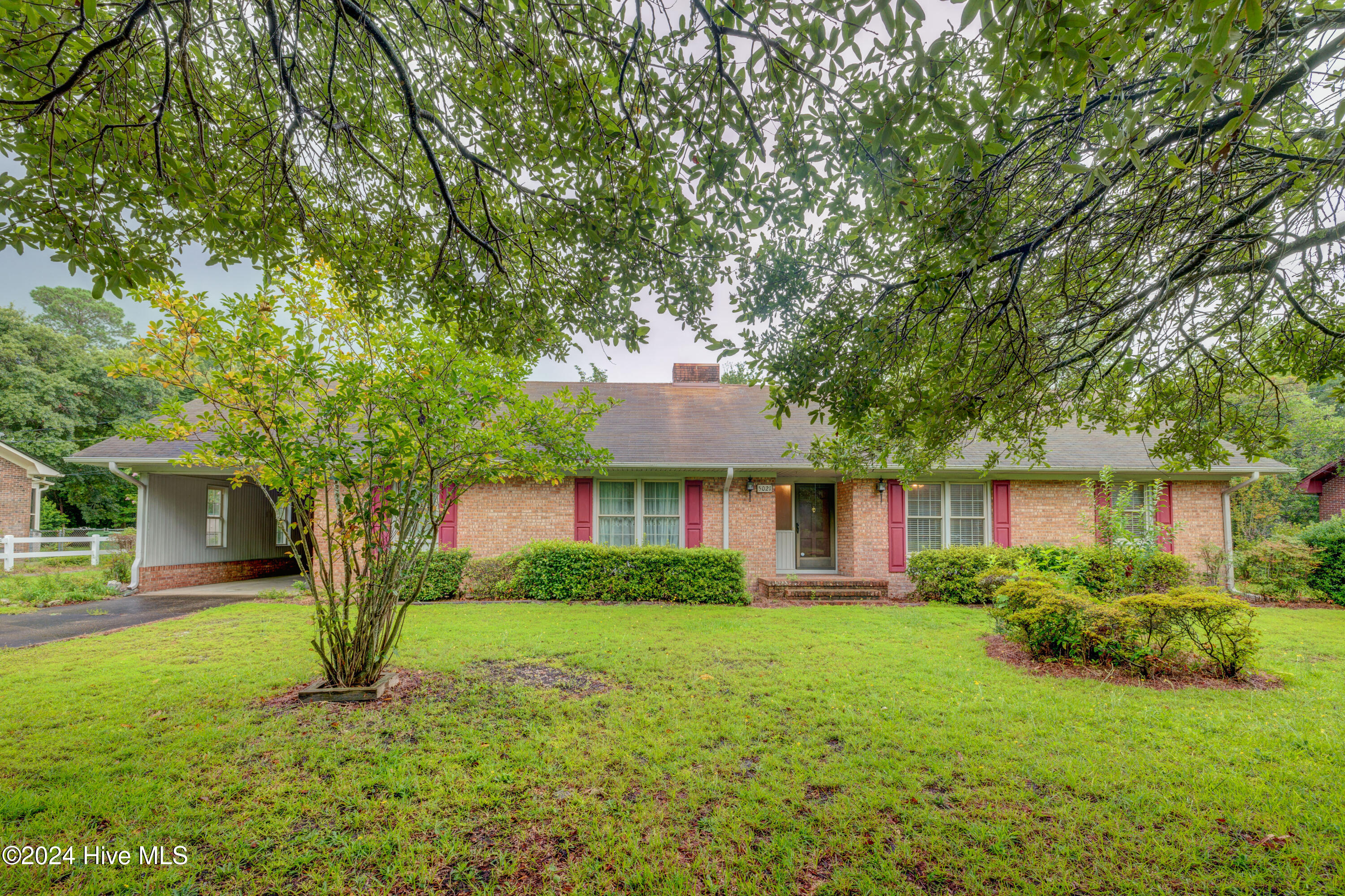 5021 College Acres Drive Property Photo