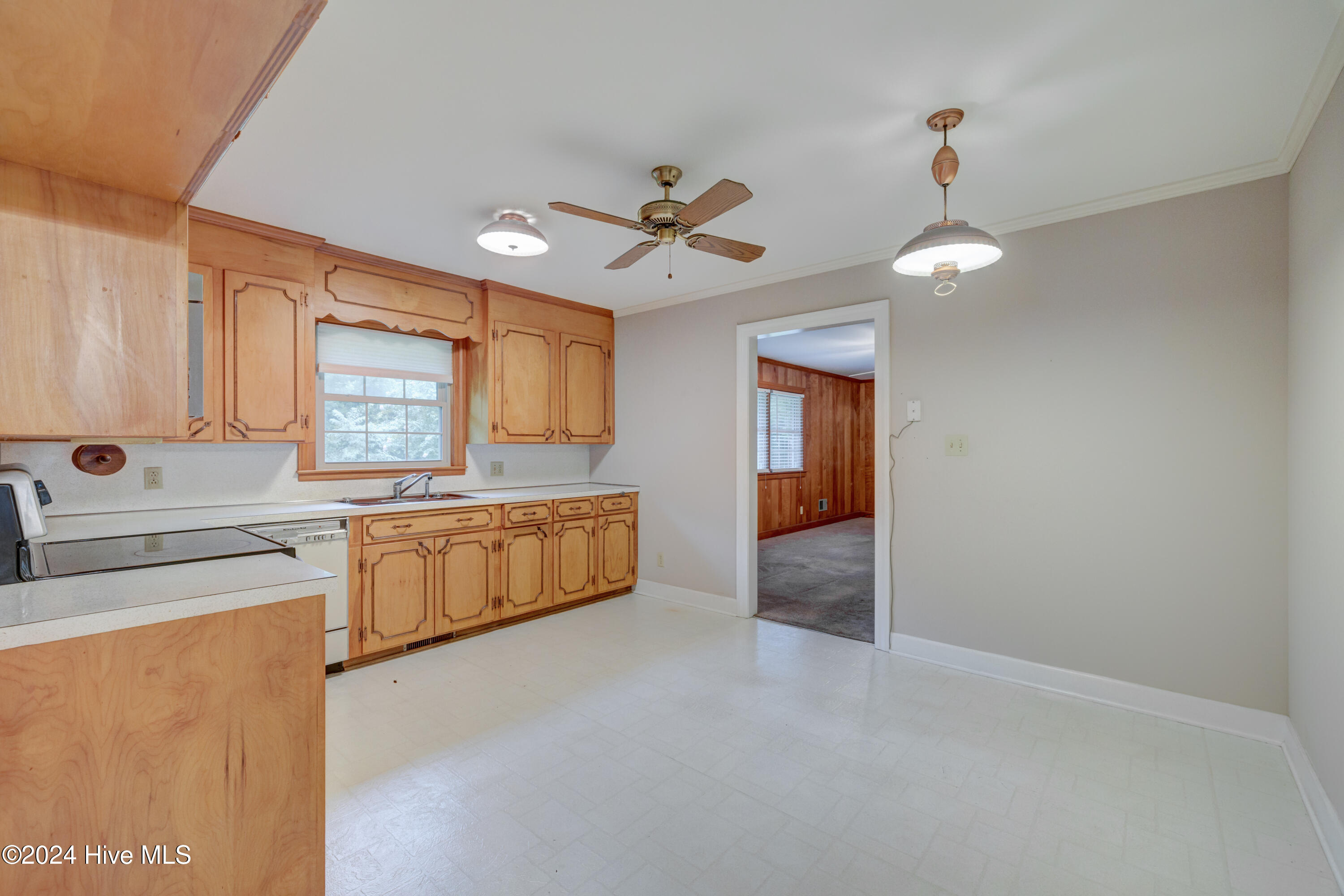 5021 College Acres Drive Property Photo 14