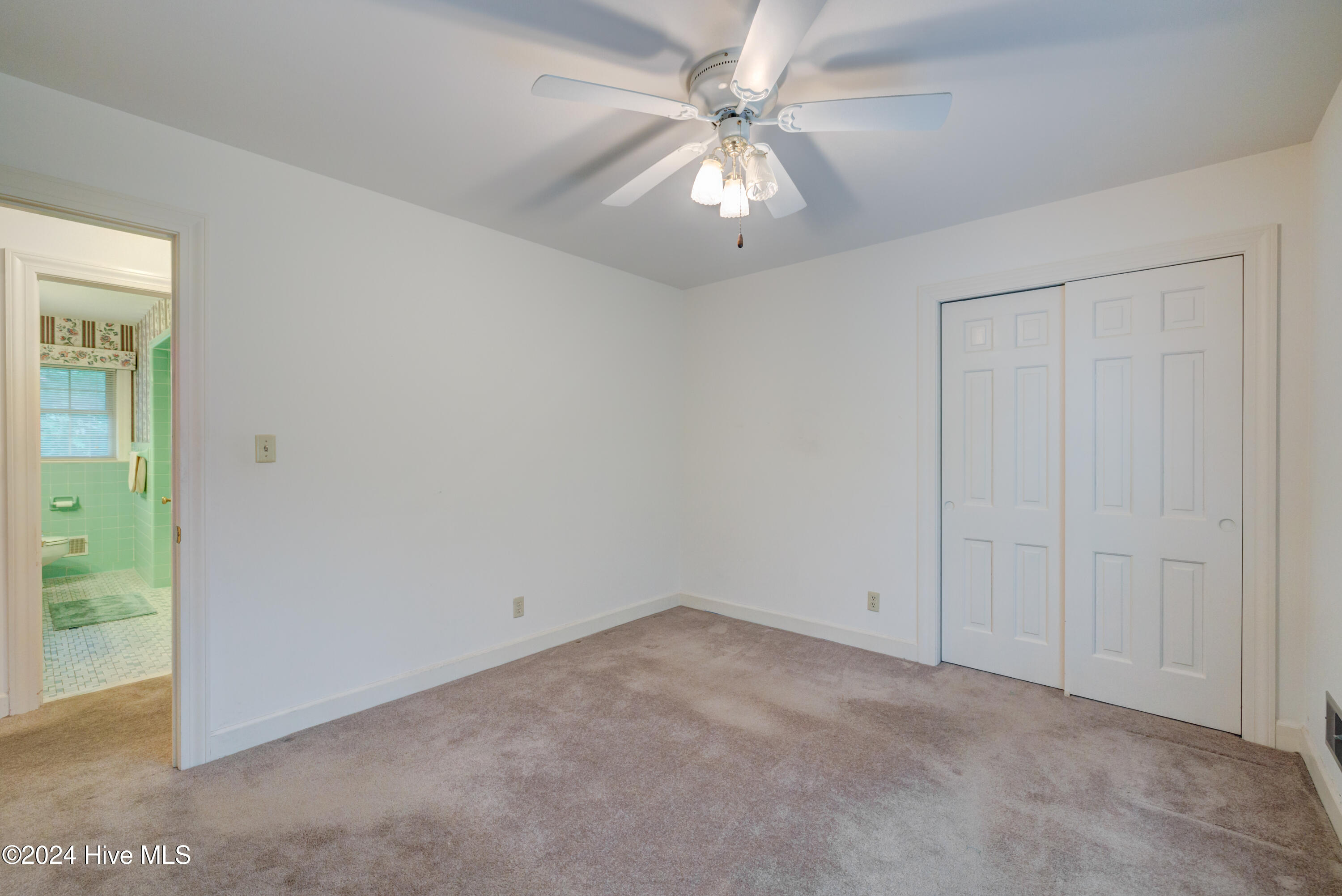 5021 College Acres Drive Property Photo 24