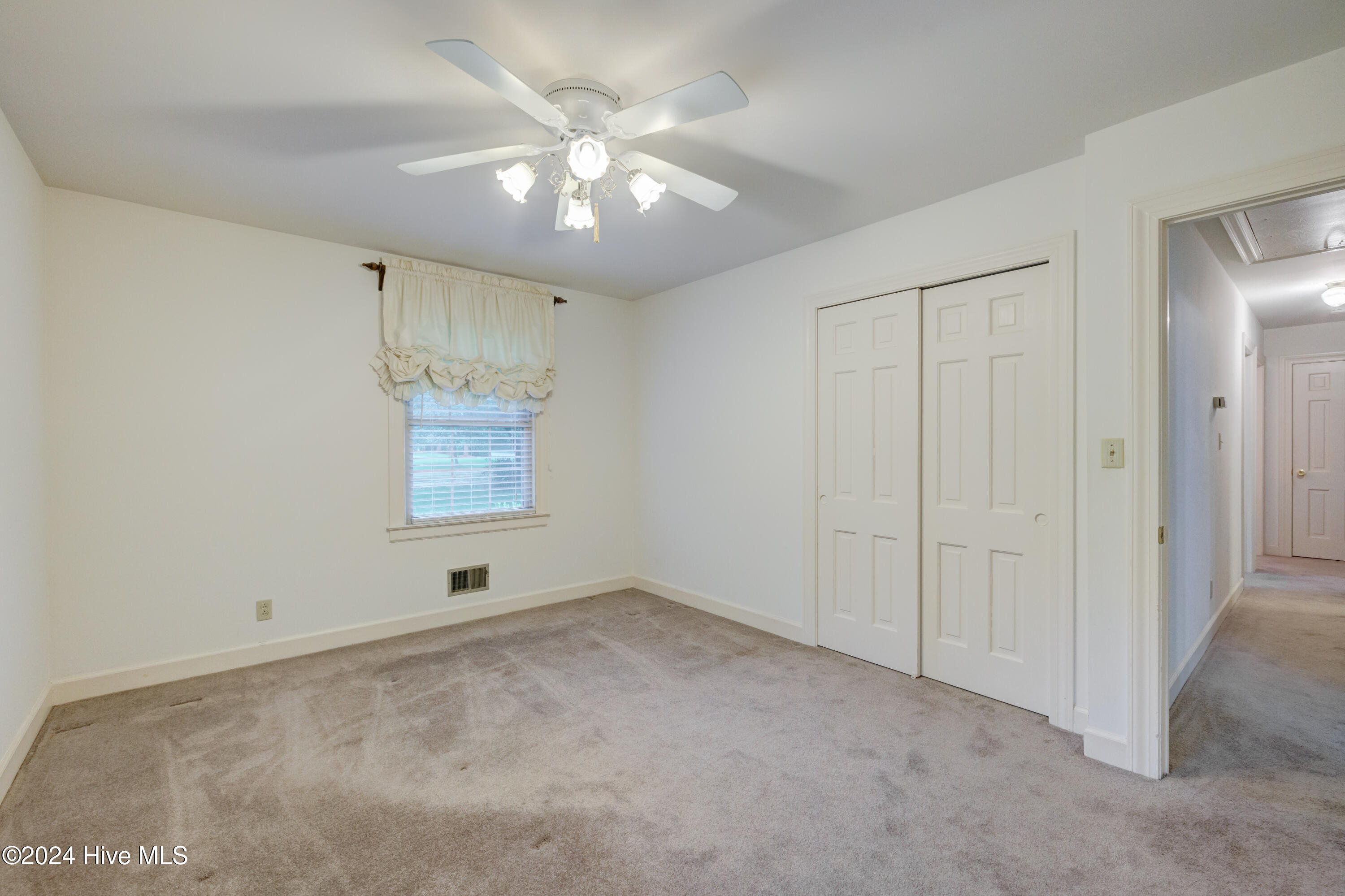 5021 College Acres Drive Property Photo 27