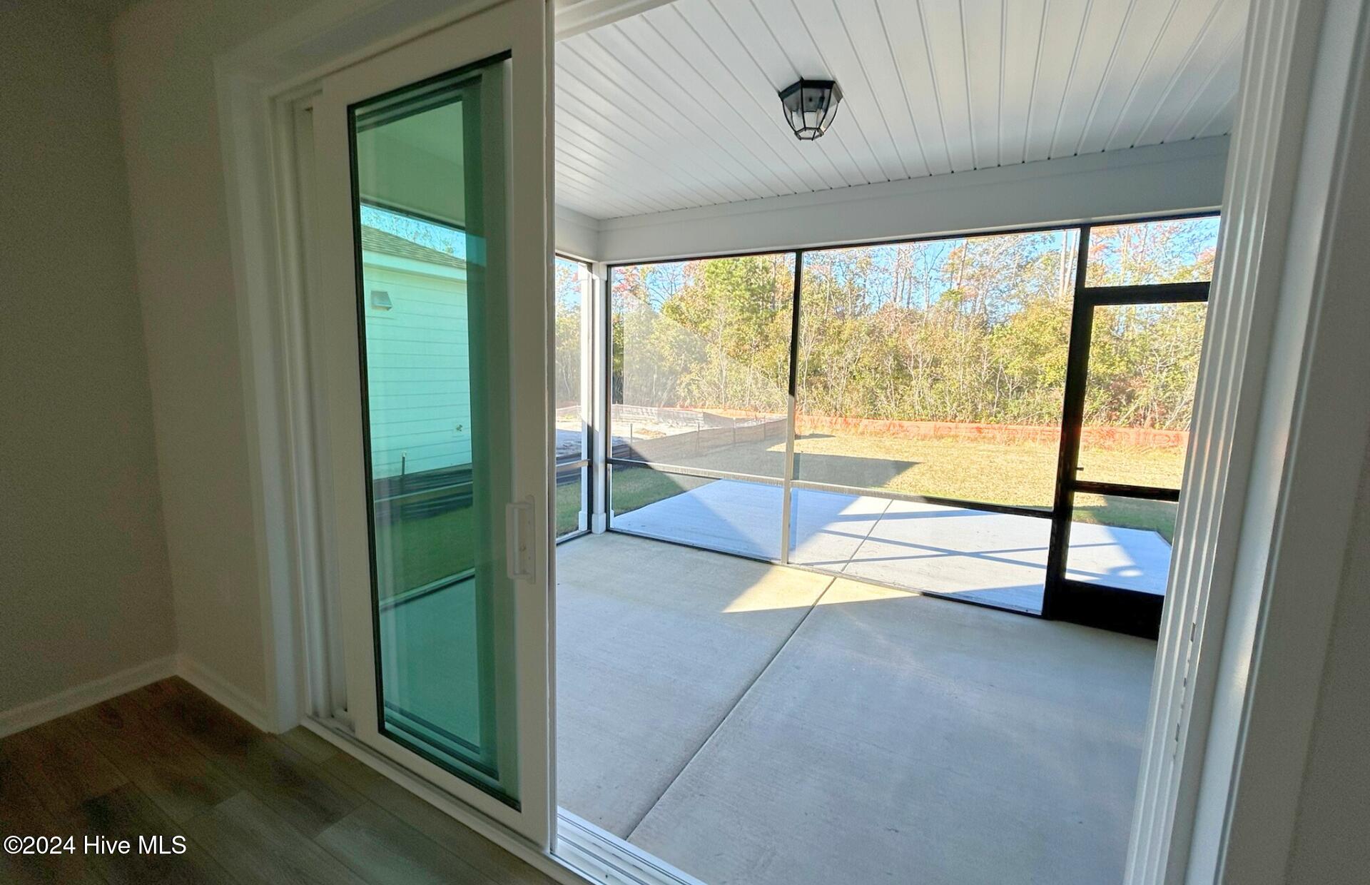 5047 Meadow Buttercup Court 212g Property Photo 5