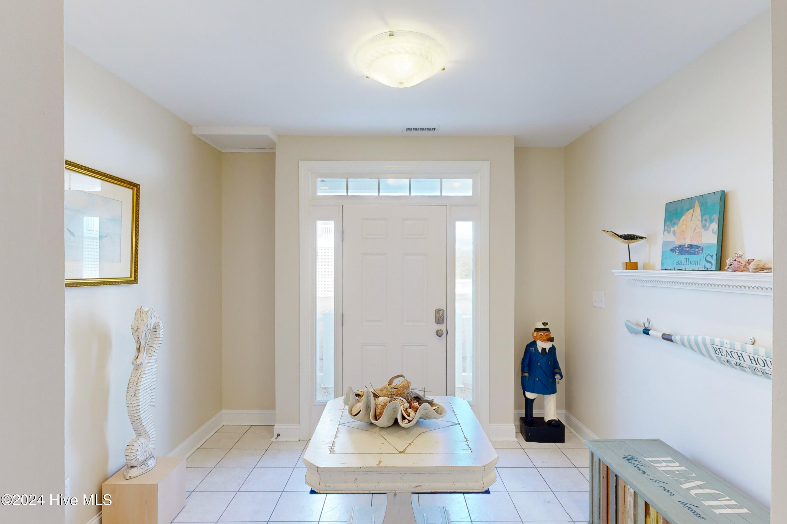 4256 Island Drive Property Photo 14