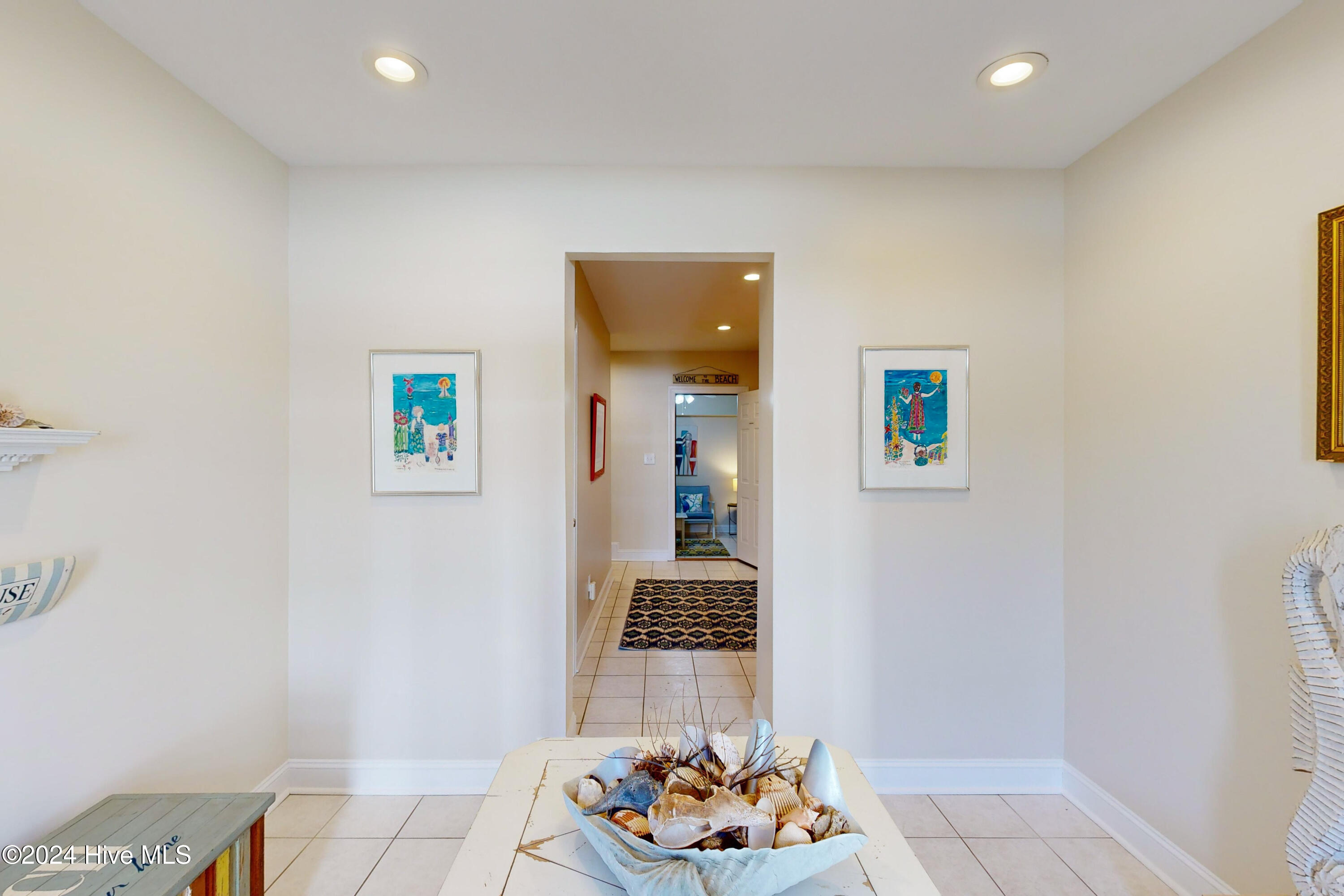 4256 Island Drive Property Photo 15
