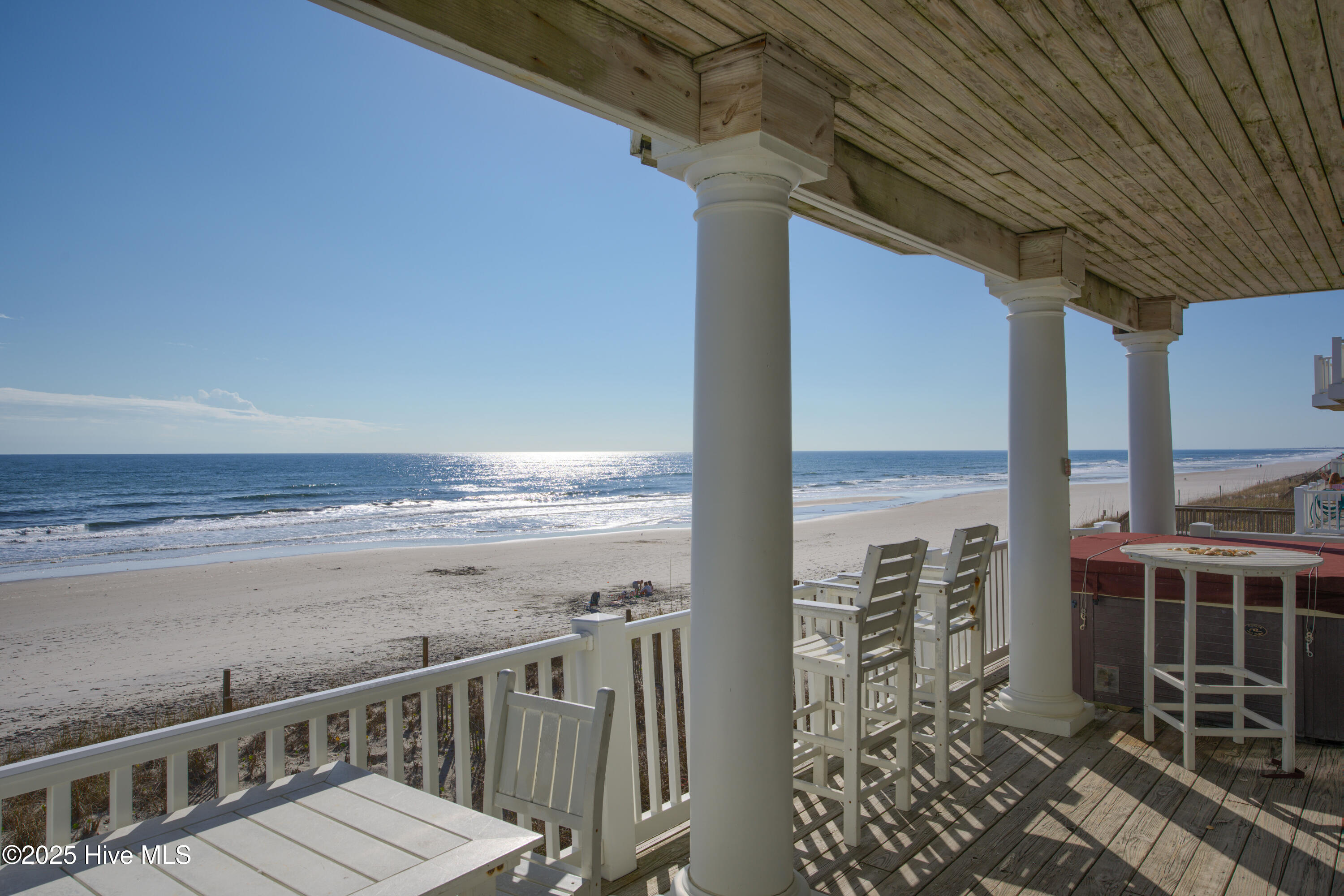 4256 Island Drive Property Photo 44