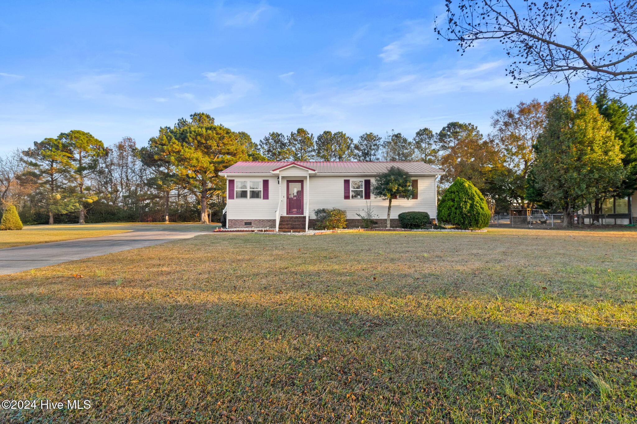 1201 Stacie Drive Property Photo 1