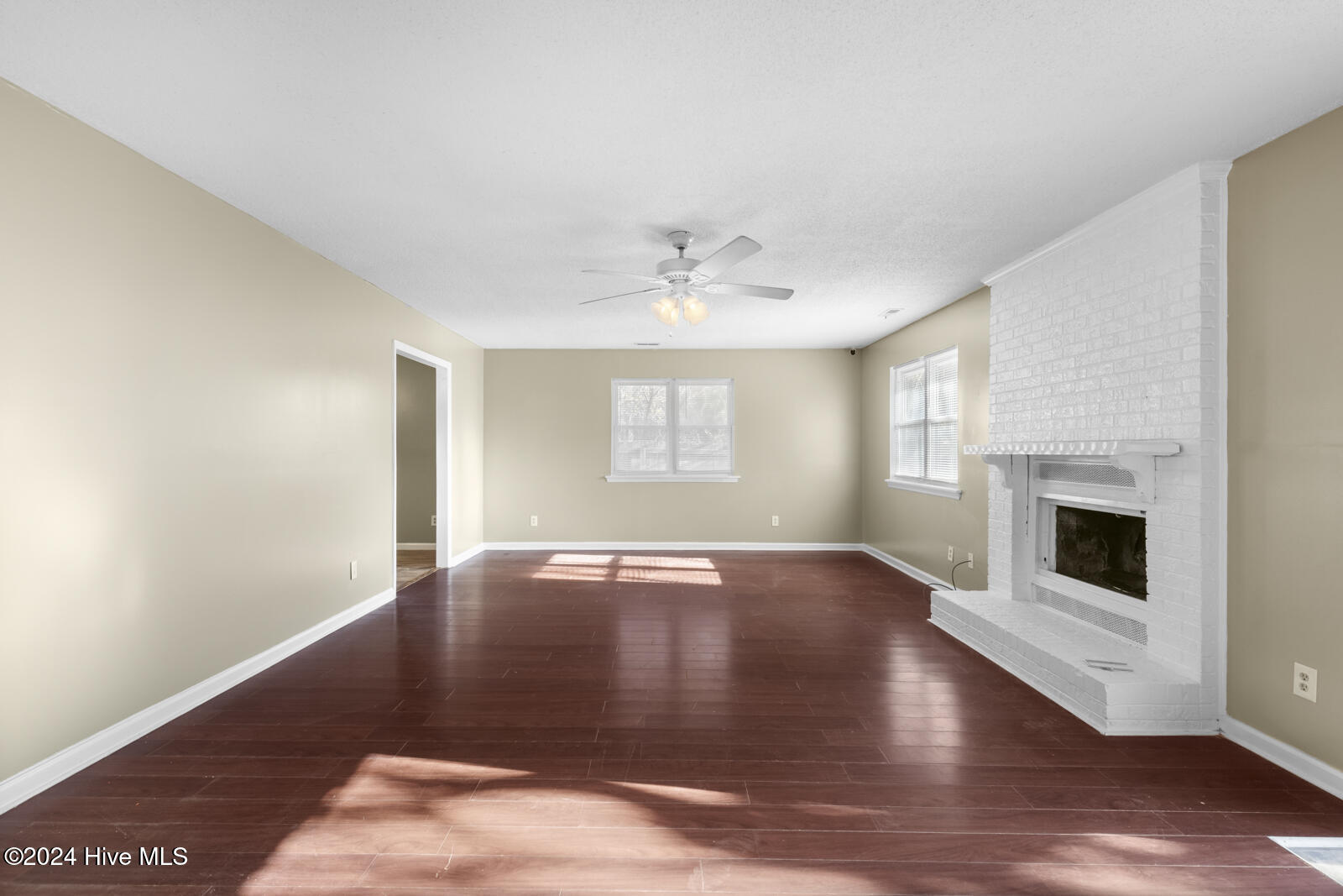 416 Sitton Place Property Photo 7