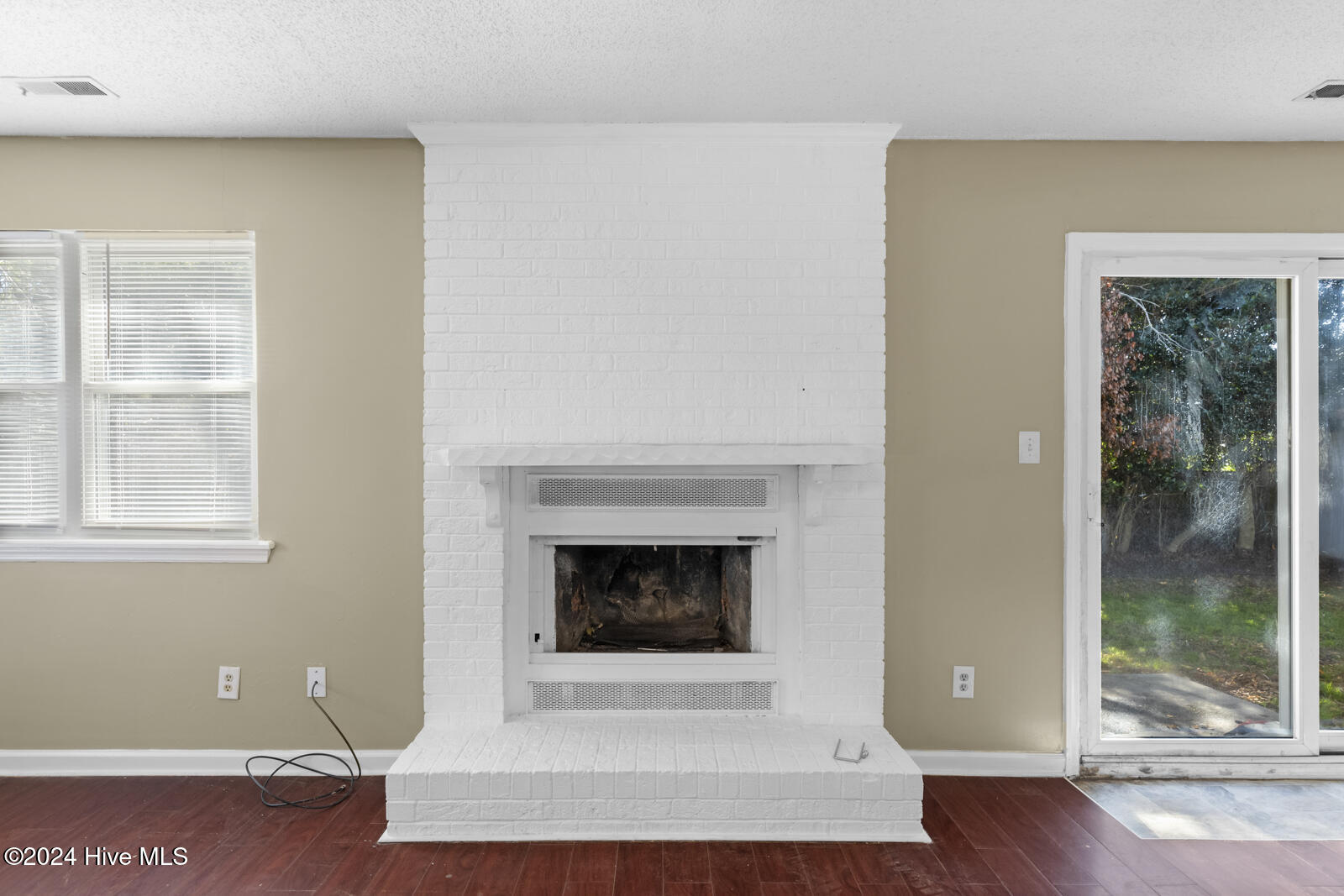 416 Sitton Place Property Photo 8