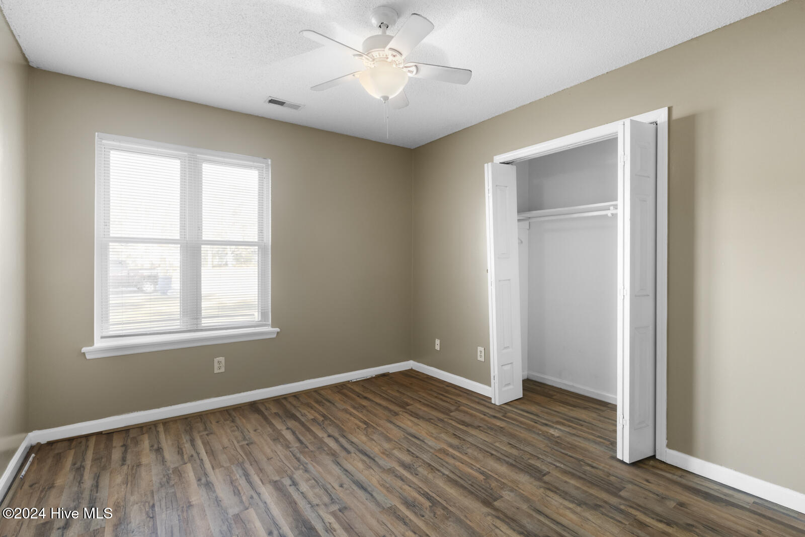 416 Sitton Place Property Photo 20