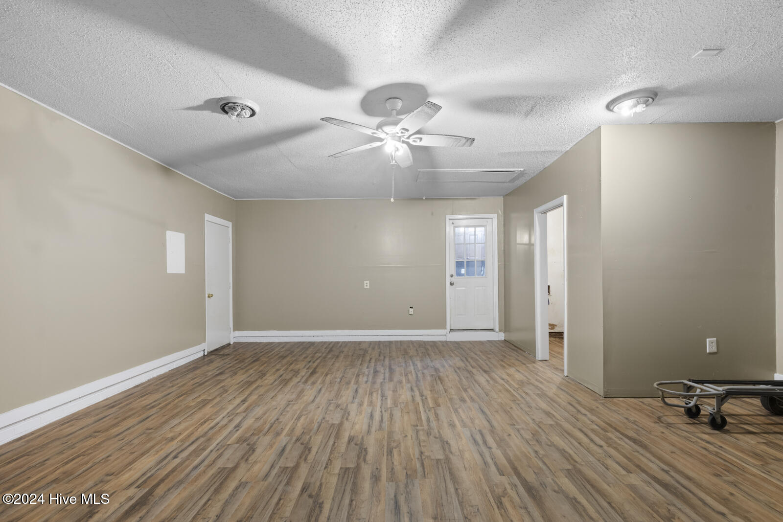 416 Sitton Place Property Photo 28