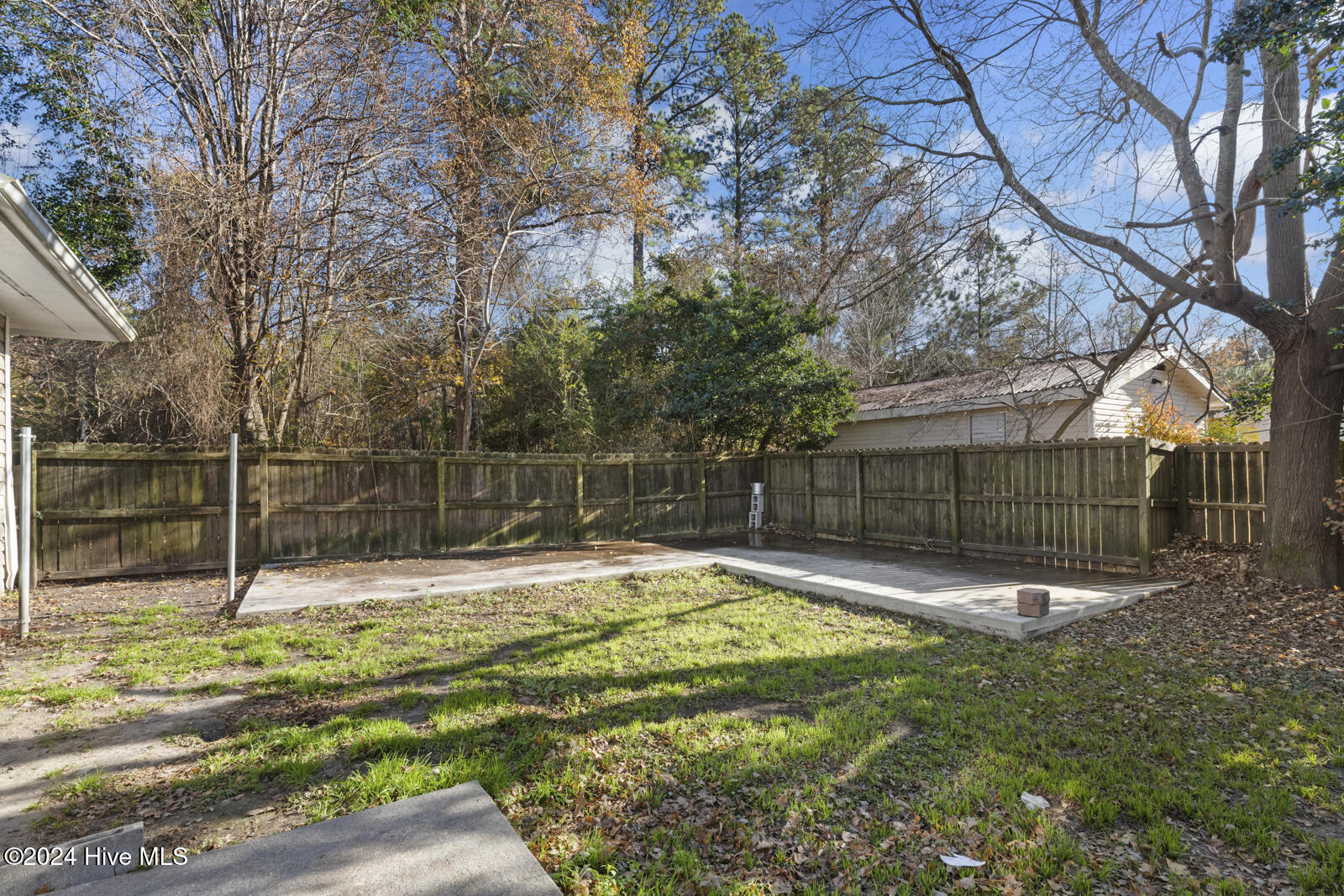 416 Sitton Place Property Photo 29