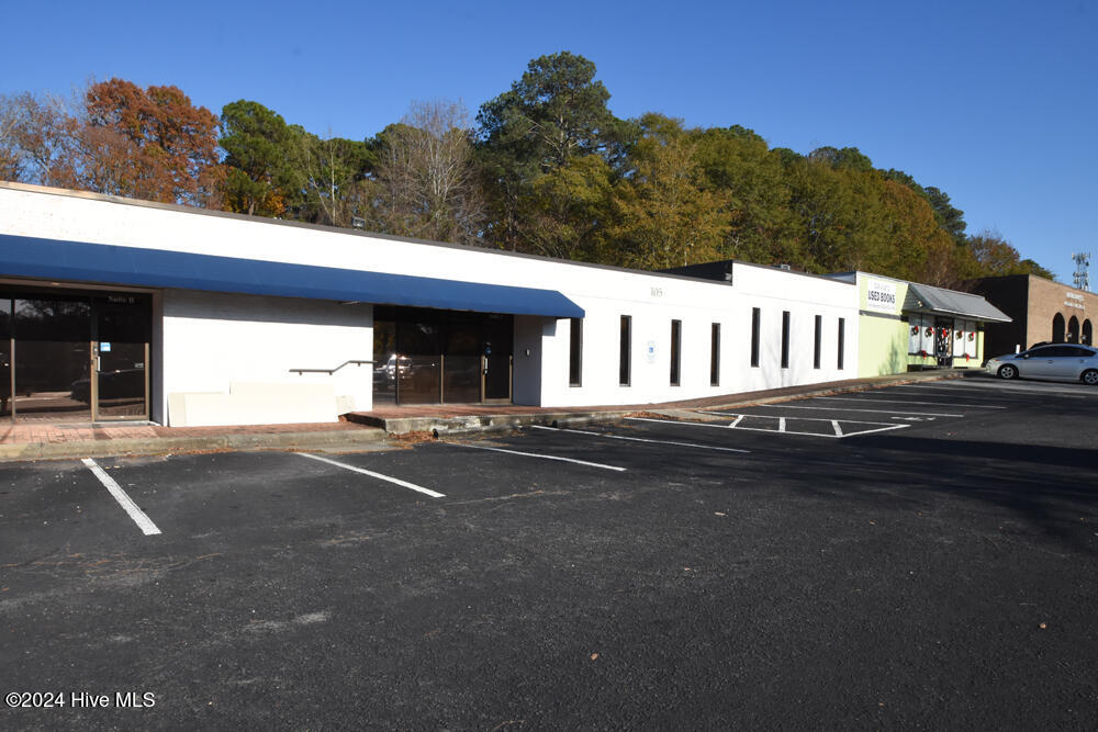 105 E Arlington Boulevard Suite C Property Photo 1