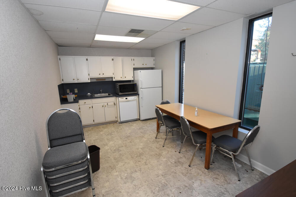 105 E Arlington Boulevard Suite C Property Photo 22