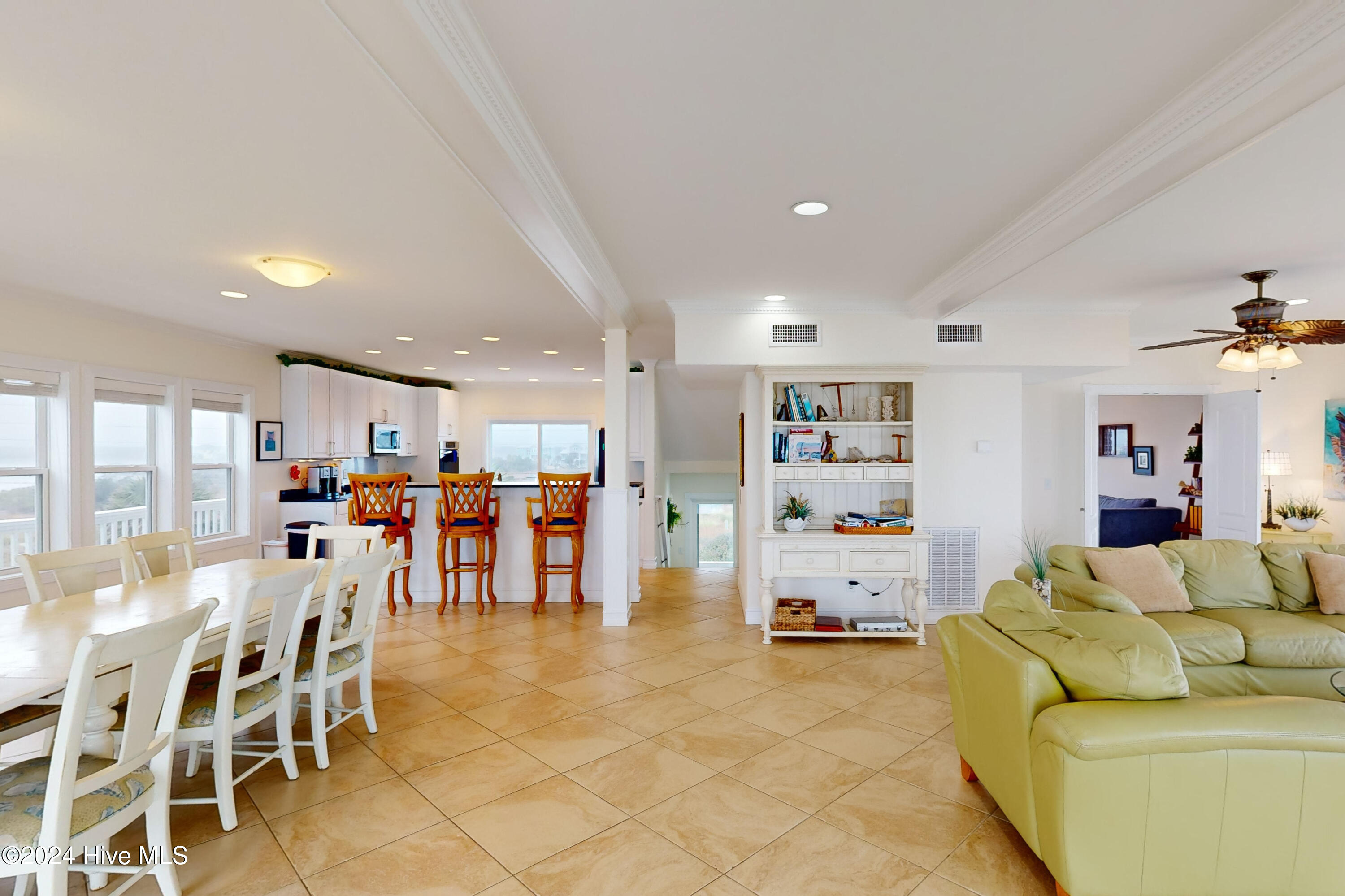 764 New River Inlet Road Property Photo 8