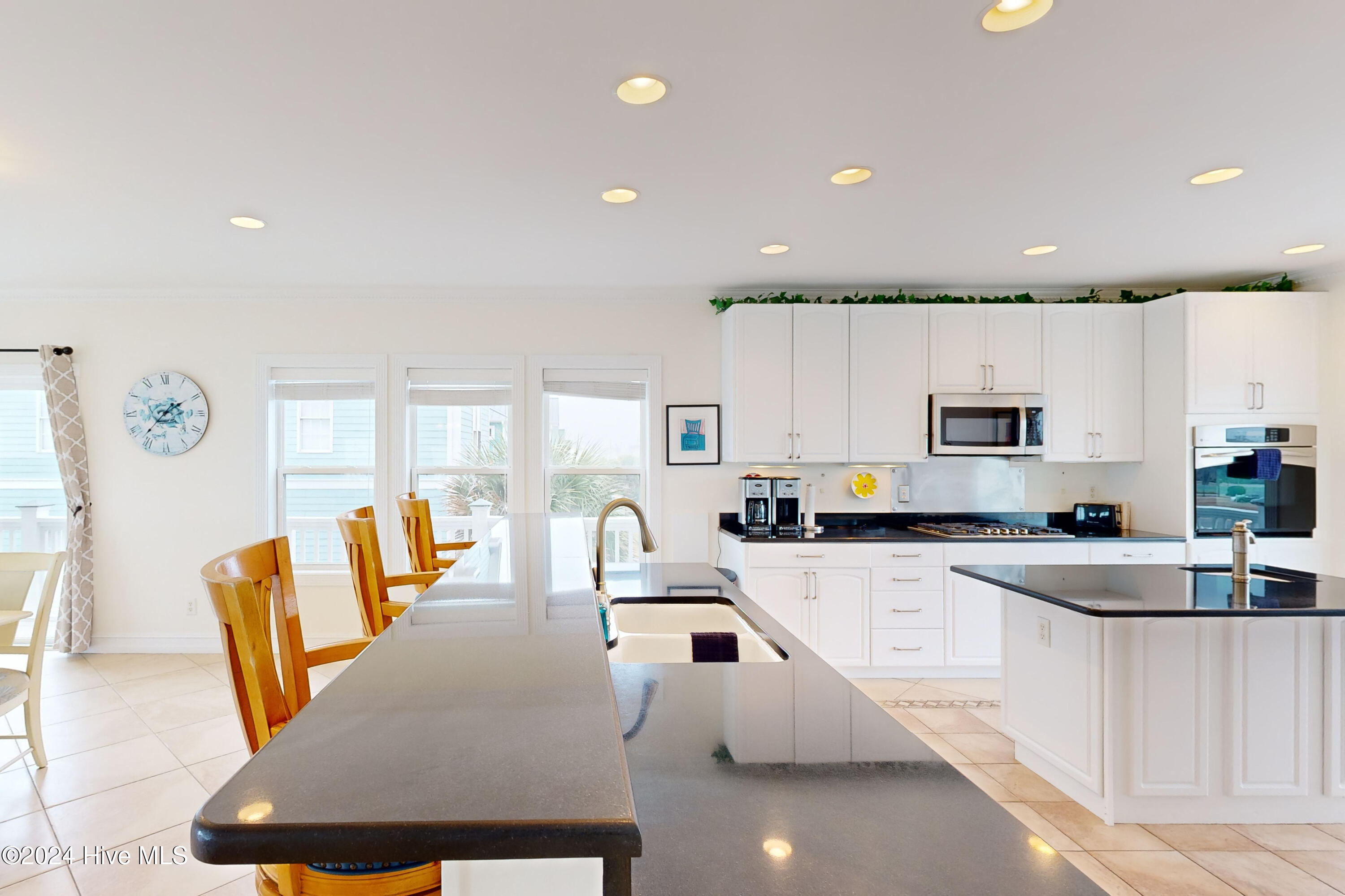 764 New River Inlet Road Property Photo 19