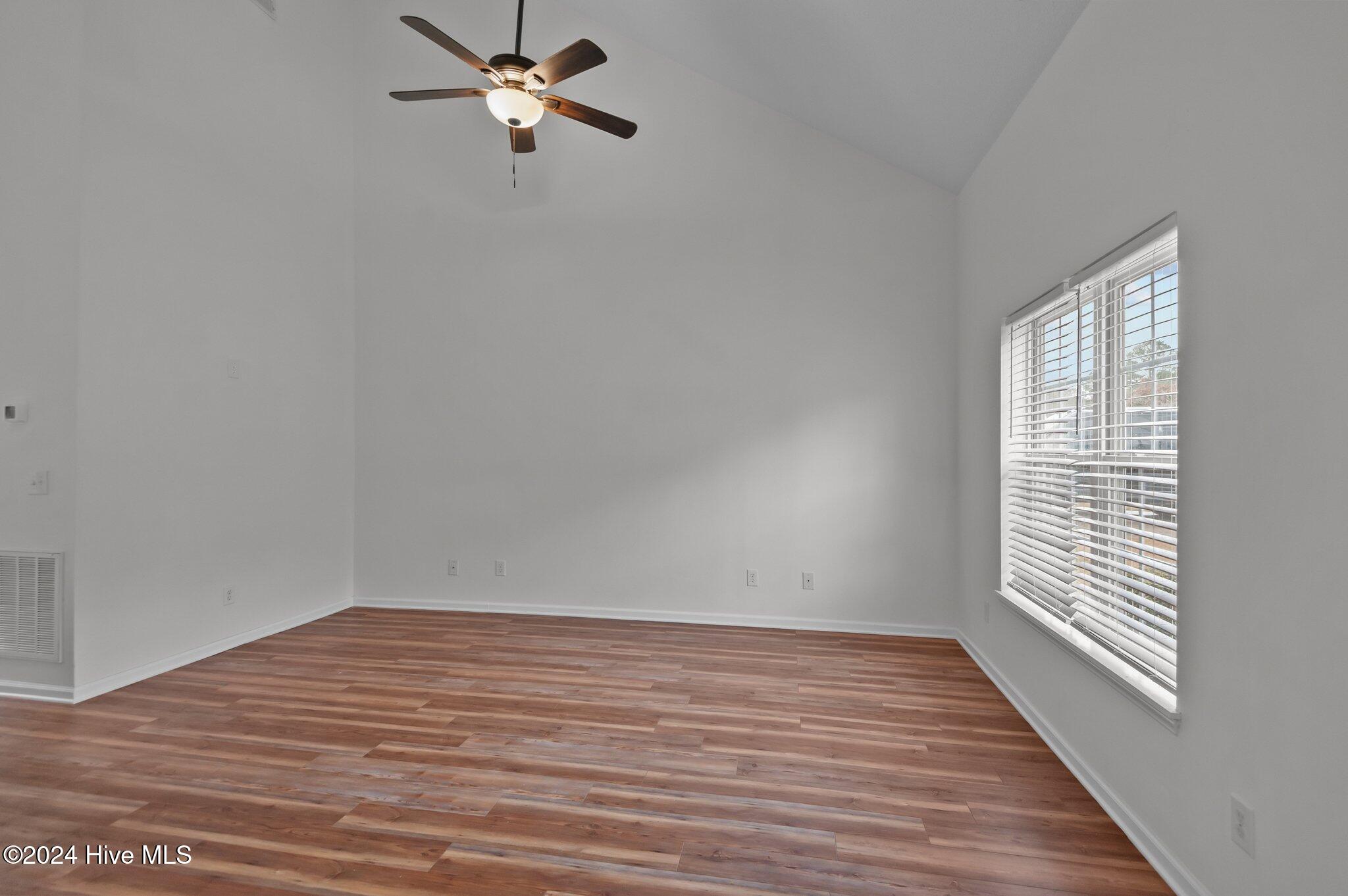 1127 Brownlea Drive A Property Photo 18