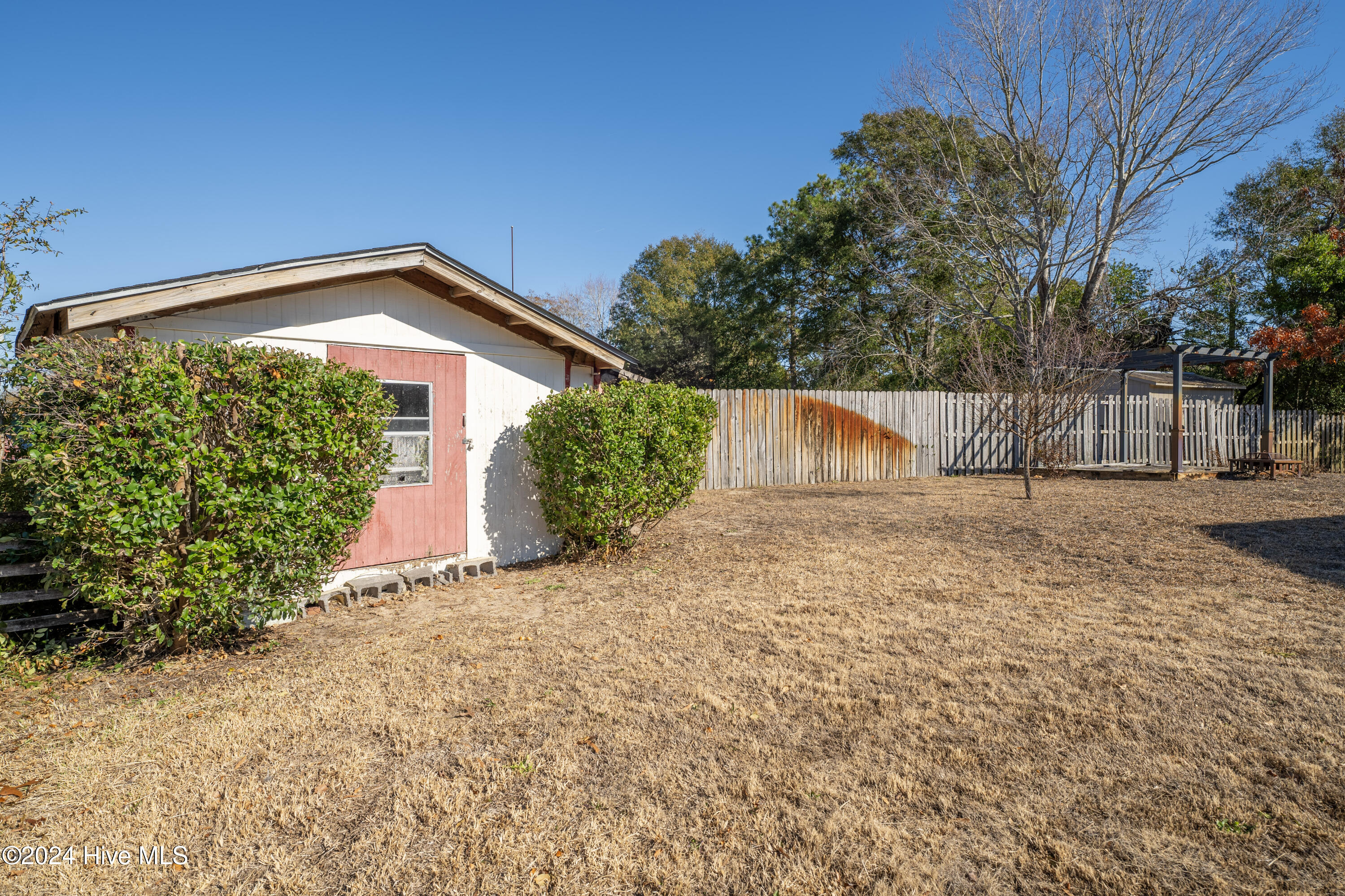 4837 Sandy Court Property Photo 11