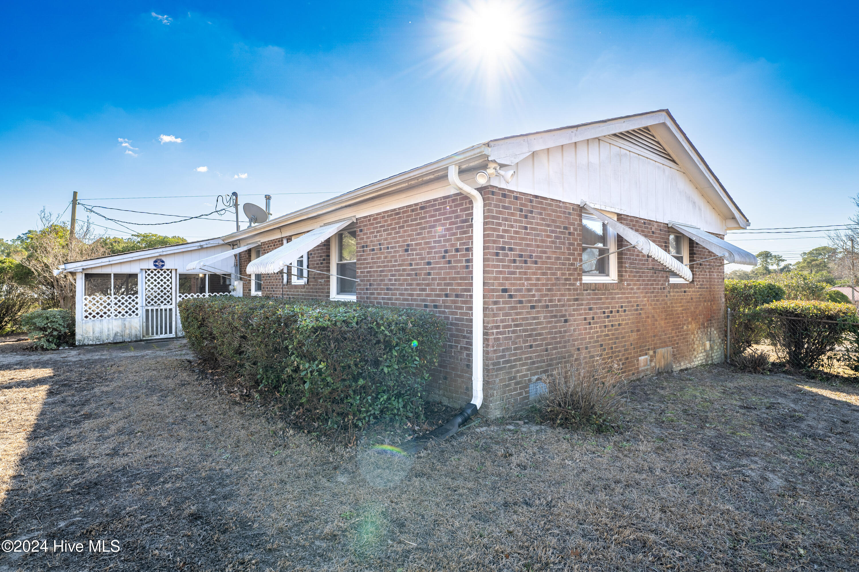 4837 Sandy Court Property Photo 13
