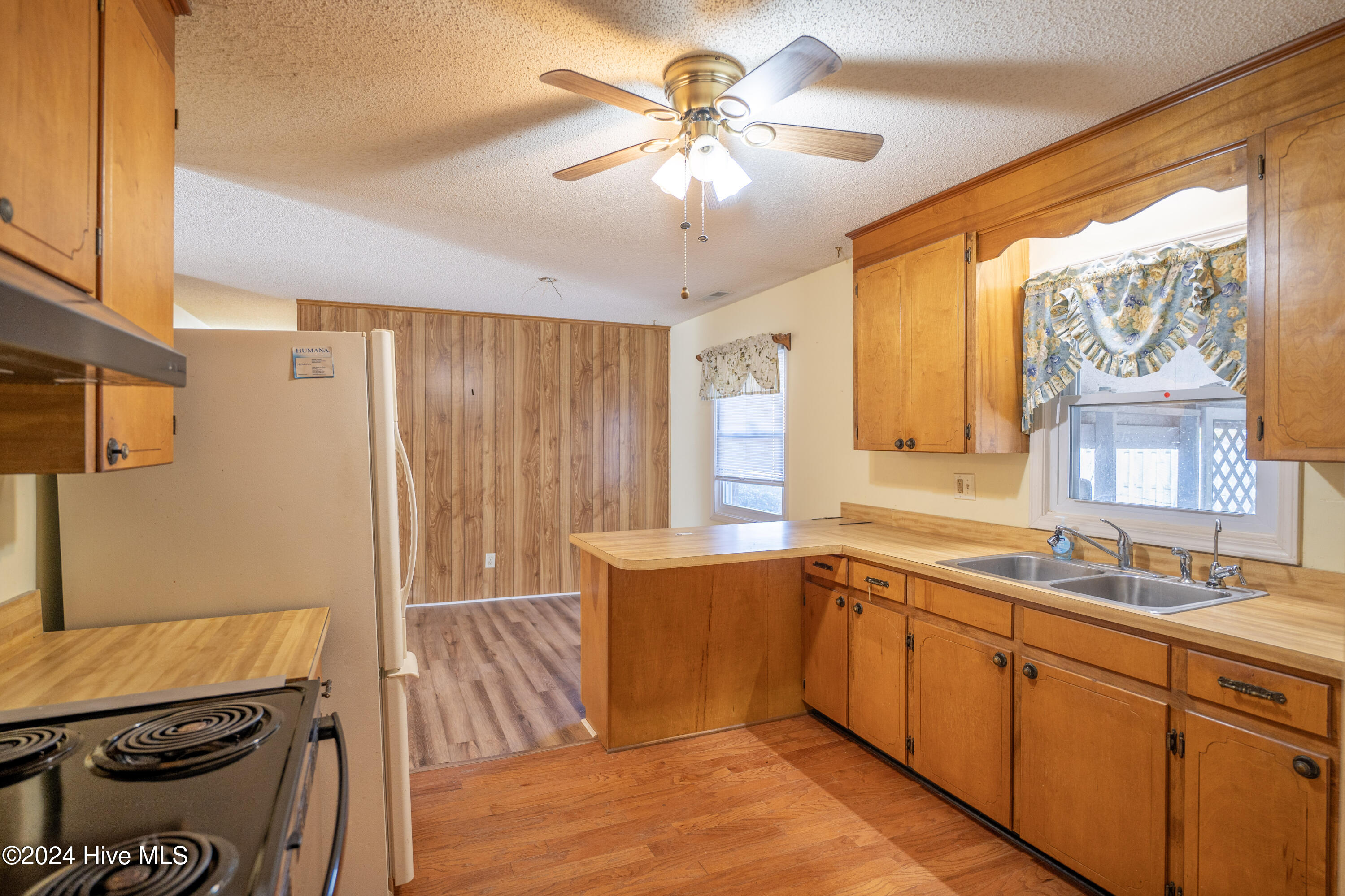 4837 Sandy Court Property Photo 19