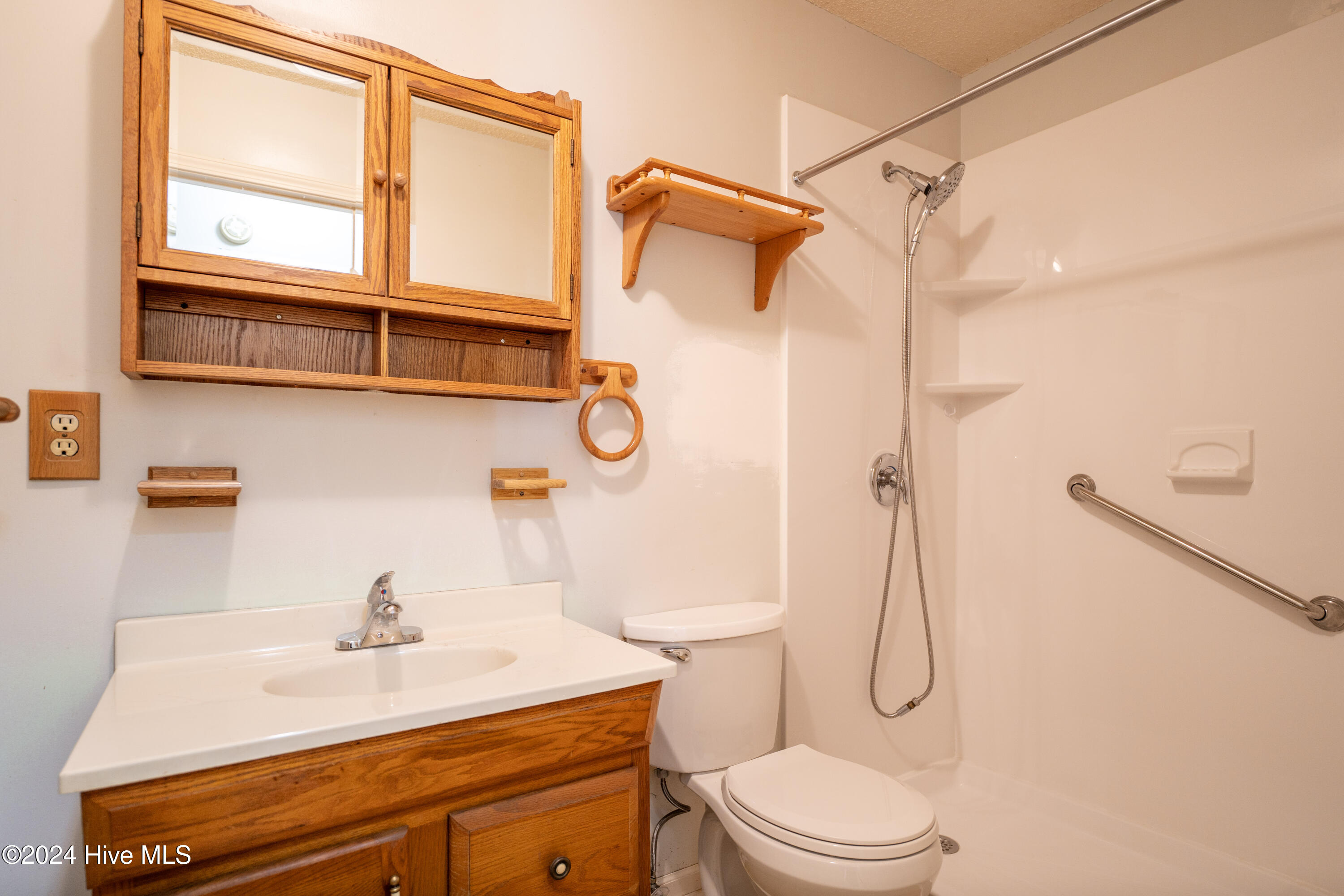 4837 Sandy Court Property Photo 27