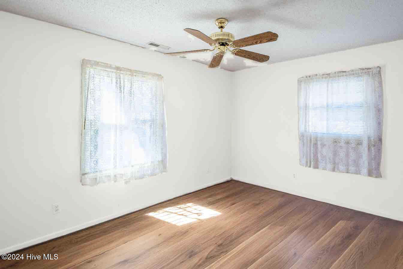 4837 Sandy Court Property Photo 29