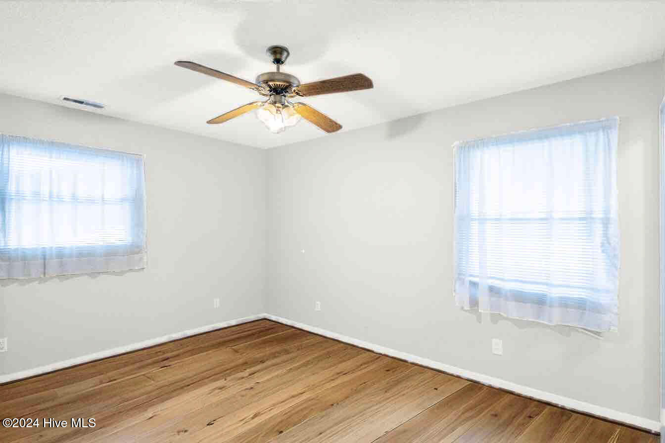 4837 Sandy Court Property Photo 31