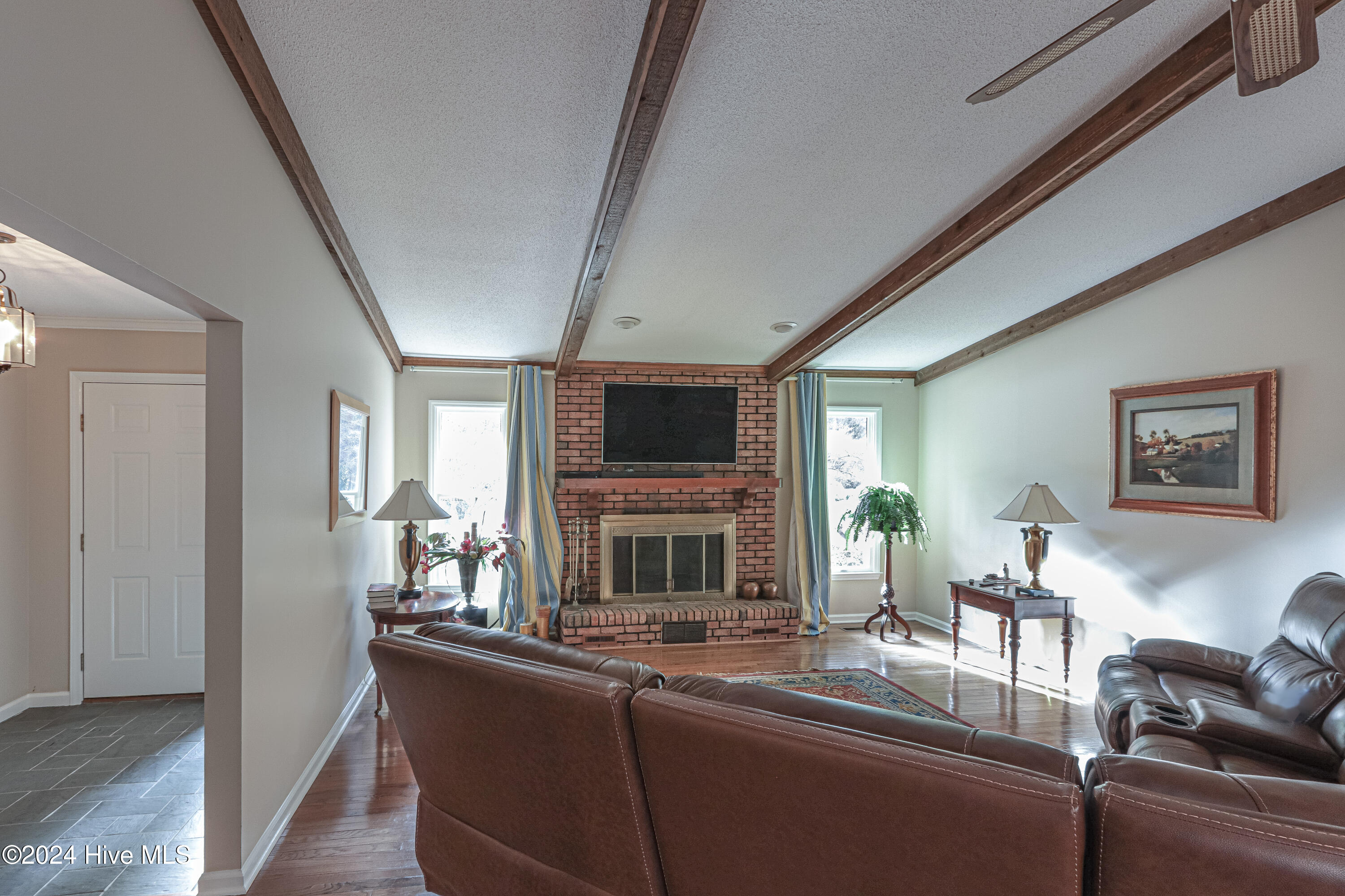285 Pinyon Circle Property Photo 4