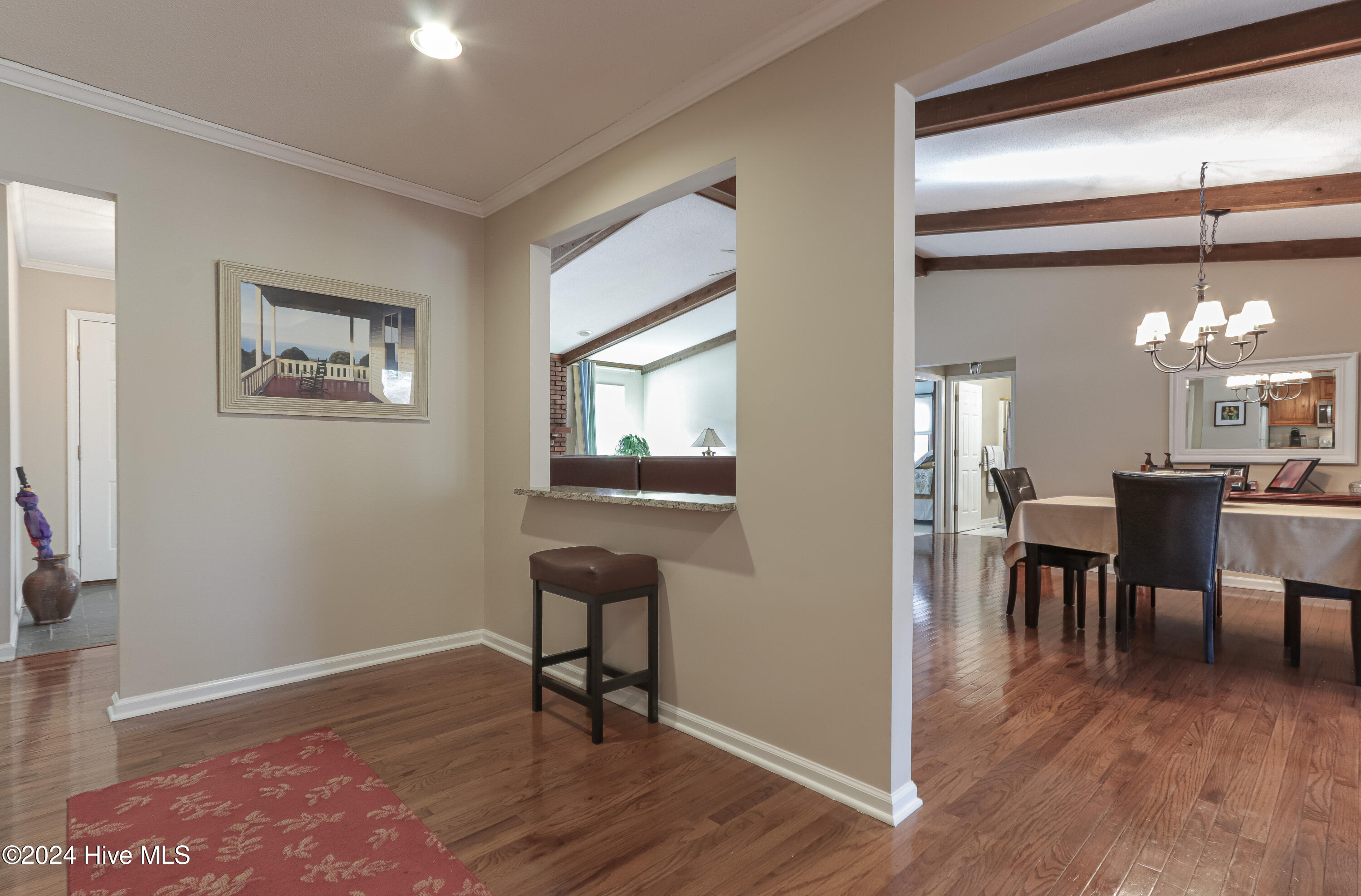 285 Pinyon Circle Property Photo 6
