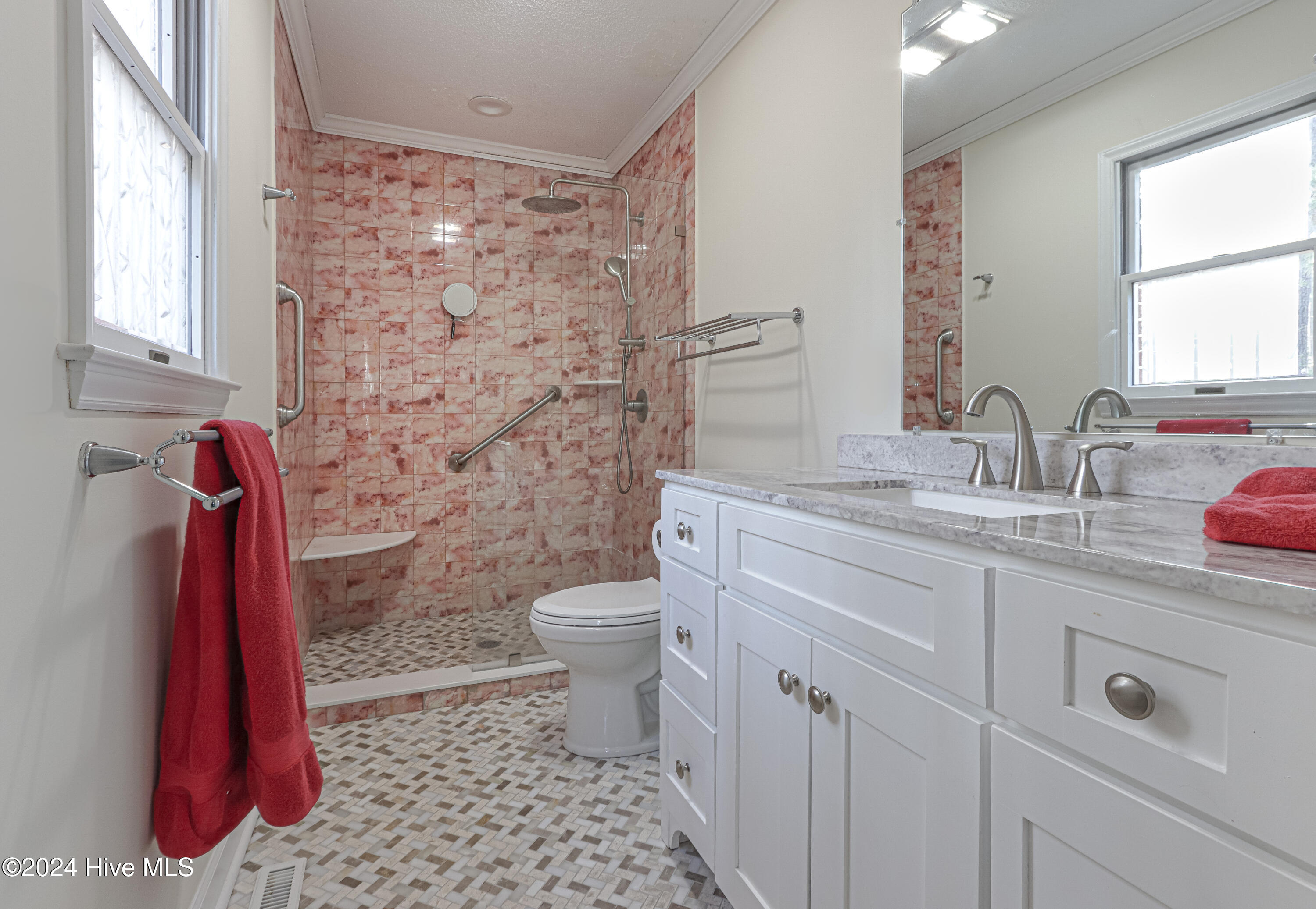 285 Pinyon Circle Property Photo 14