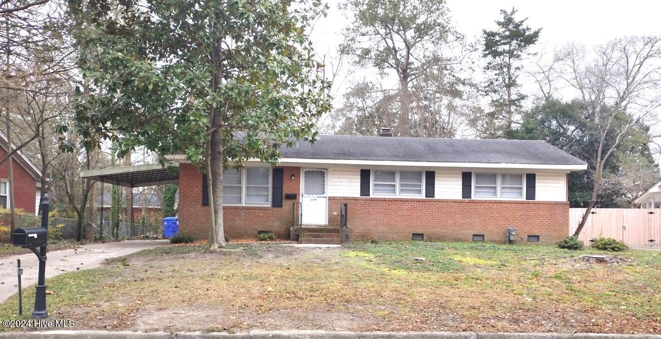2704 Tryon Drive Property Photo 1