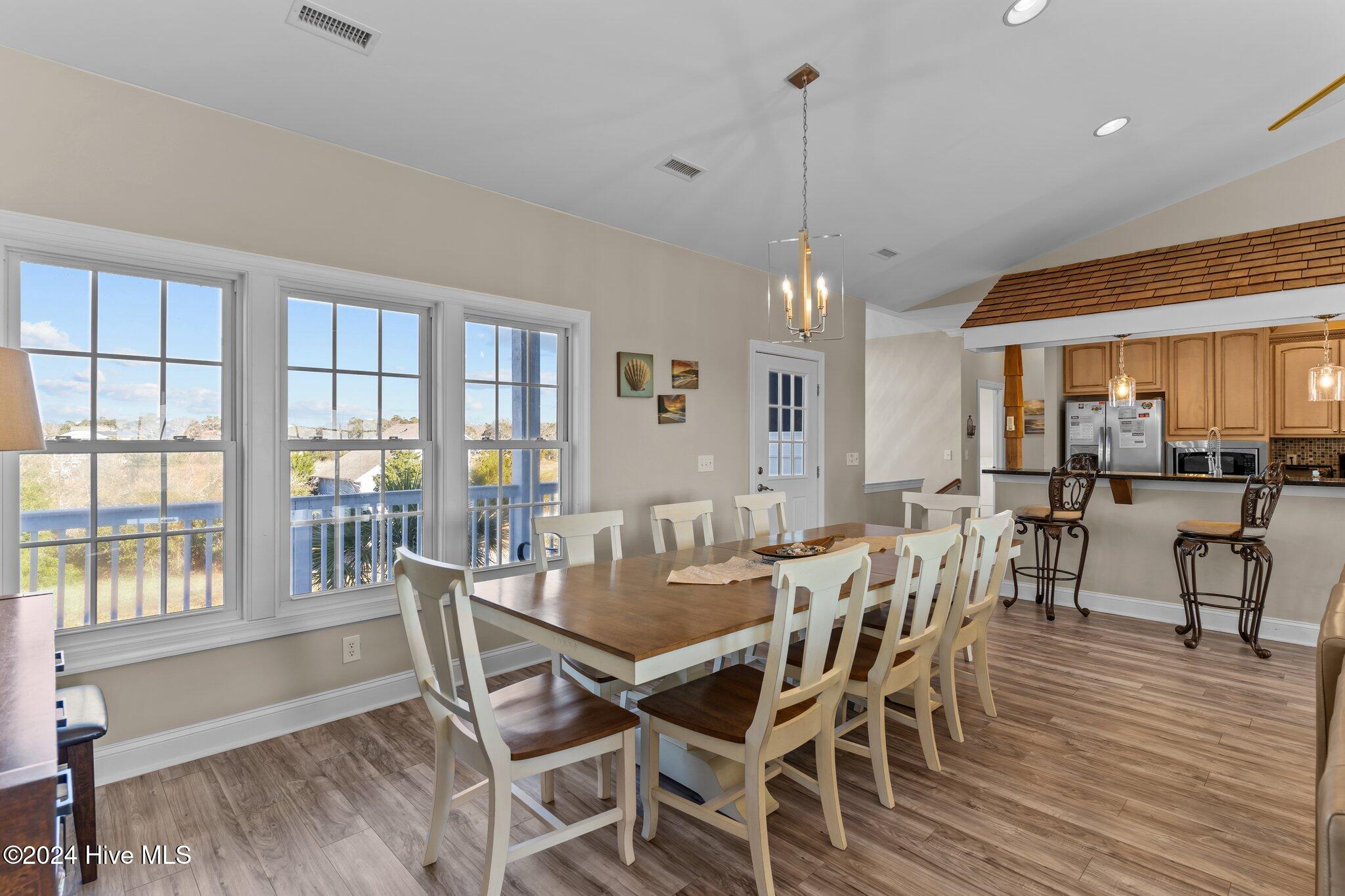 1617 E Pelican Drive Property Photo 7