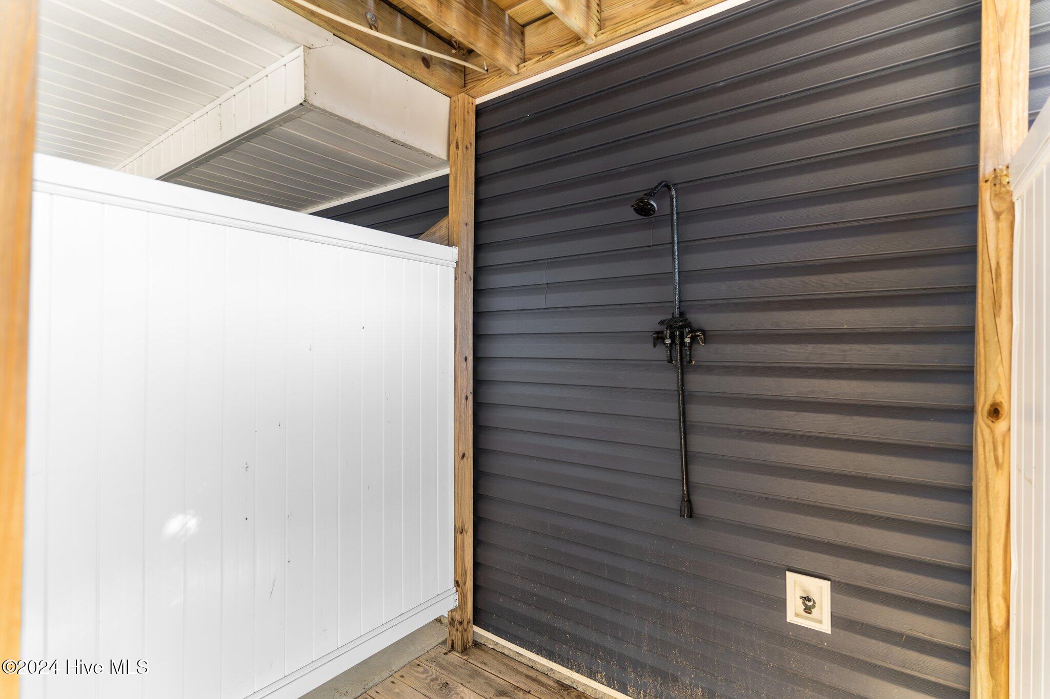 1617 E Pelican Drive Property Photo 44