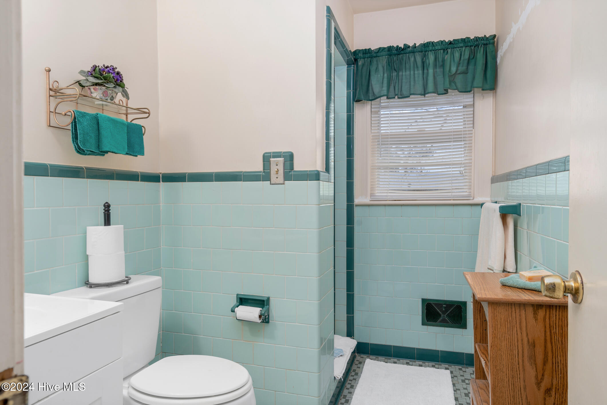 101 Crestview Road Property Photo 16