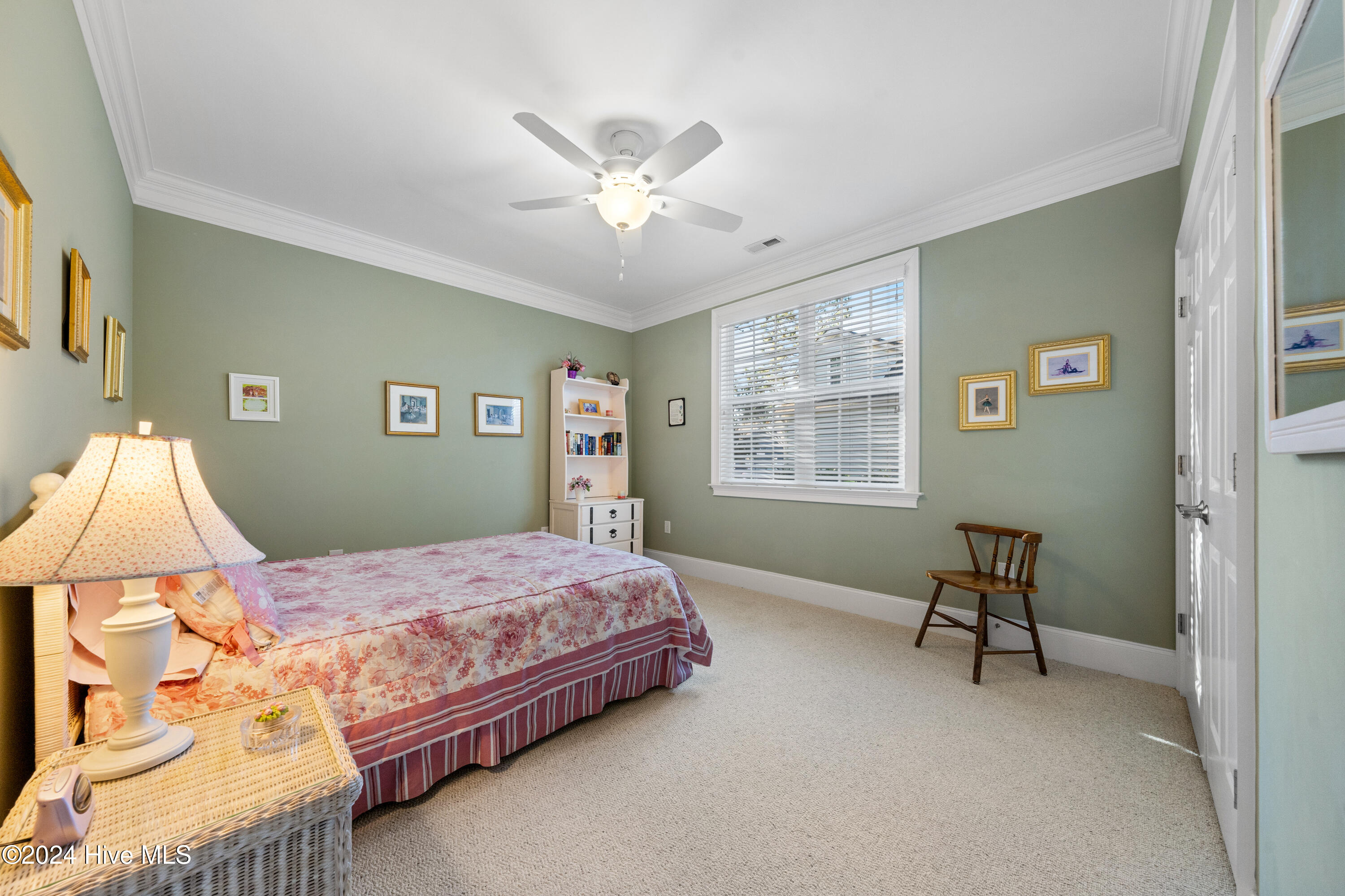 2472 St James Drive Property Photo 19