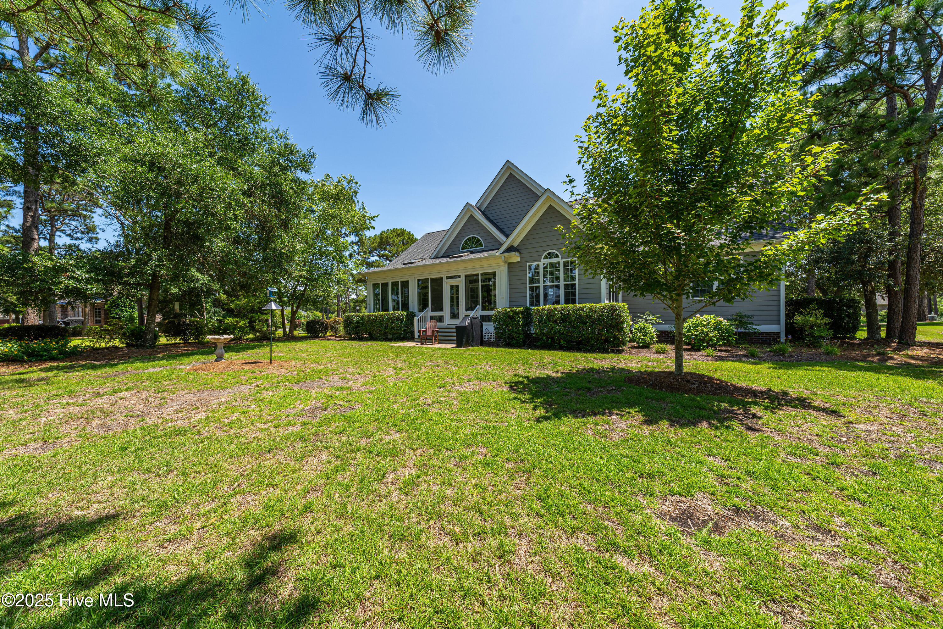 2472 St James Drive Property Photo 45