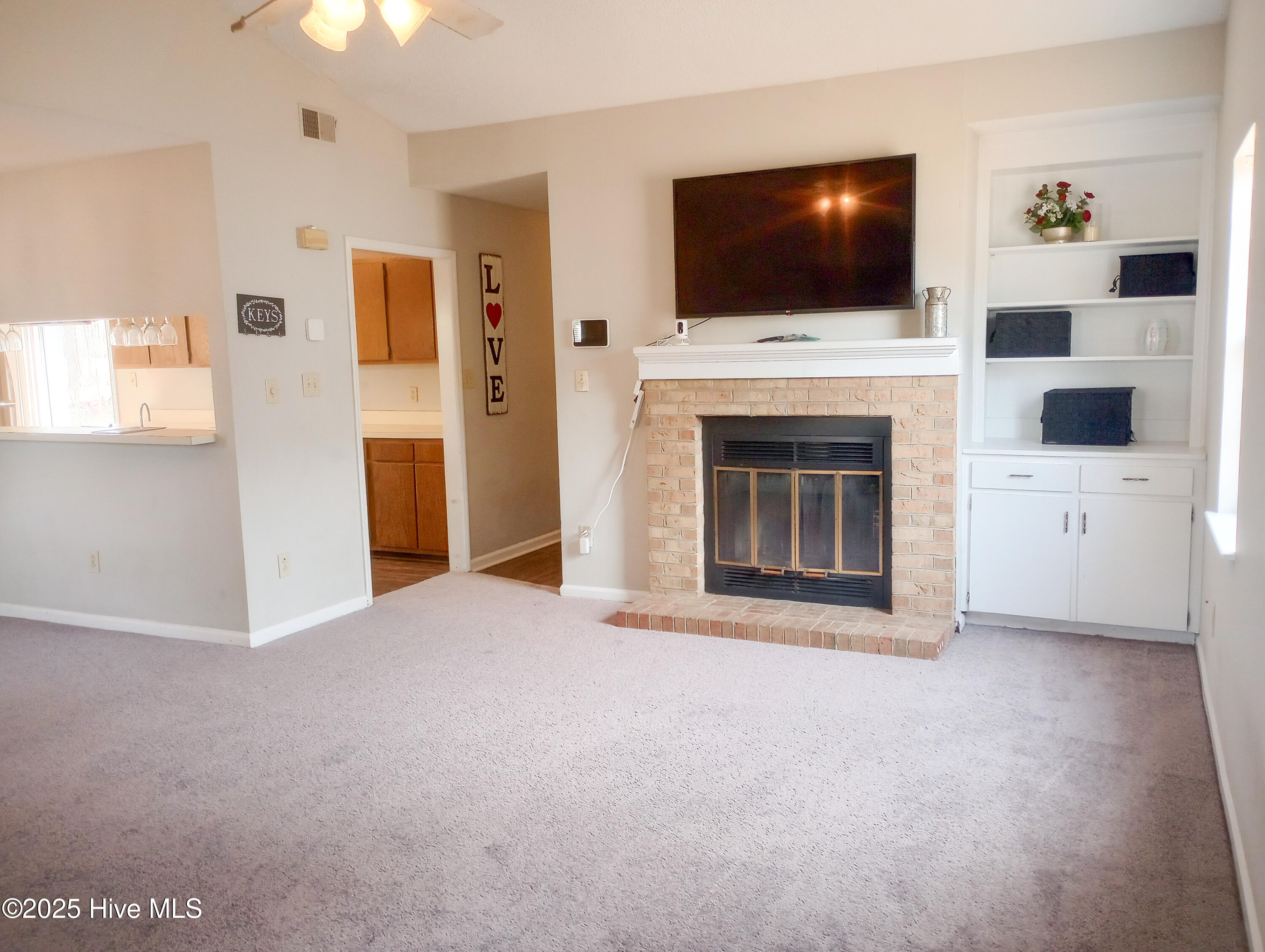 533 Shadowridge Road Property Photo 5