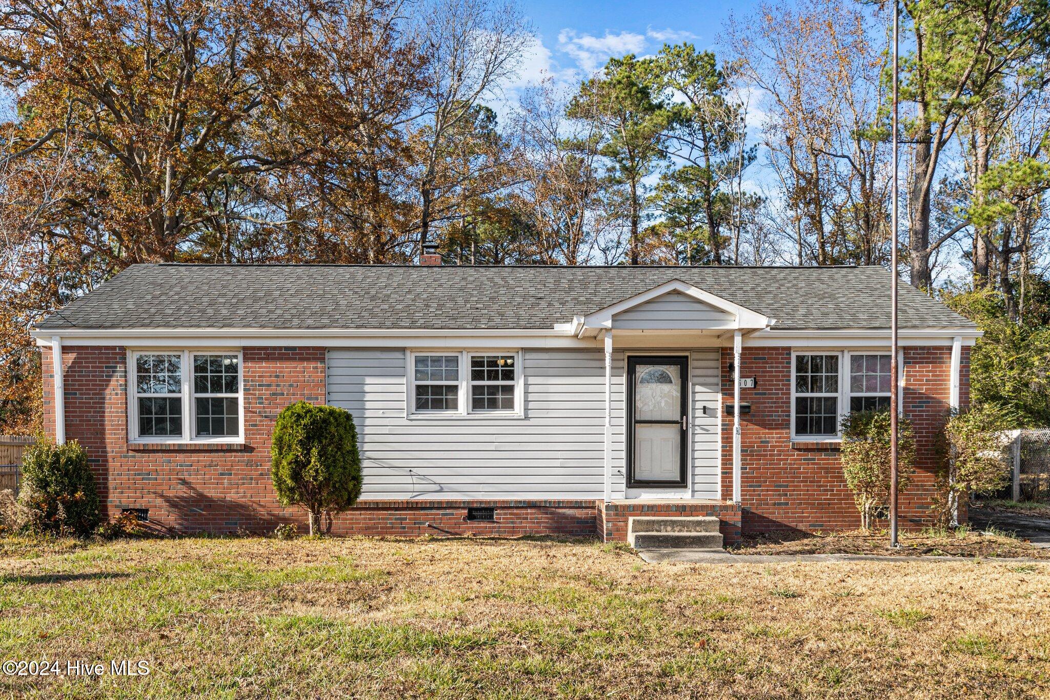 507 Cheyenne Road Property Photo 1
