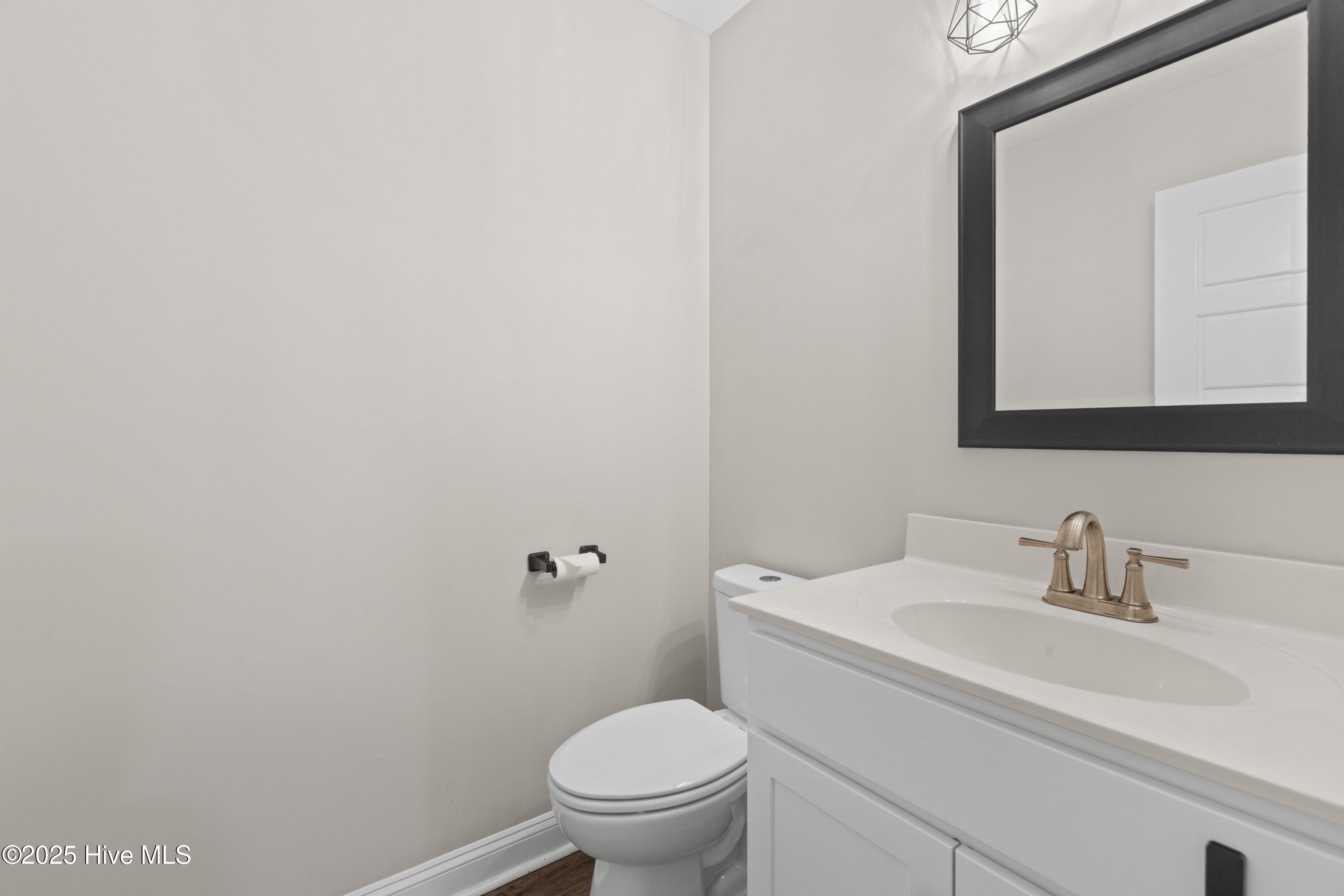 606 Sonata Court Property Photo 12