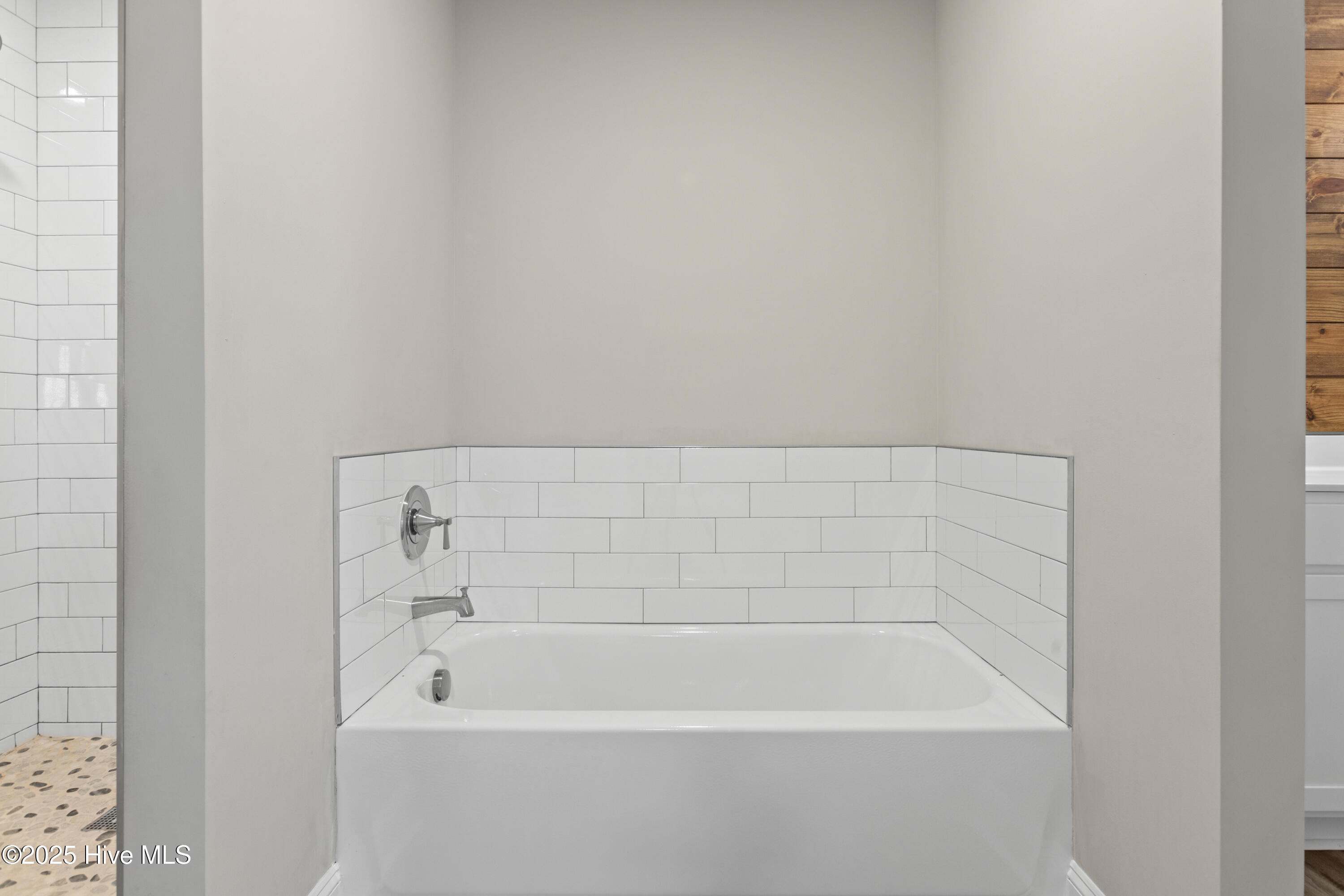 606 Sonata Court Property Photo 17