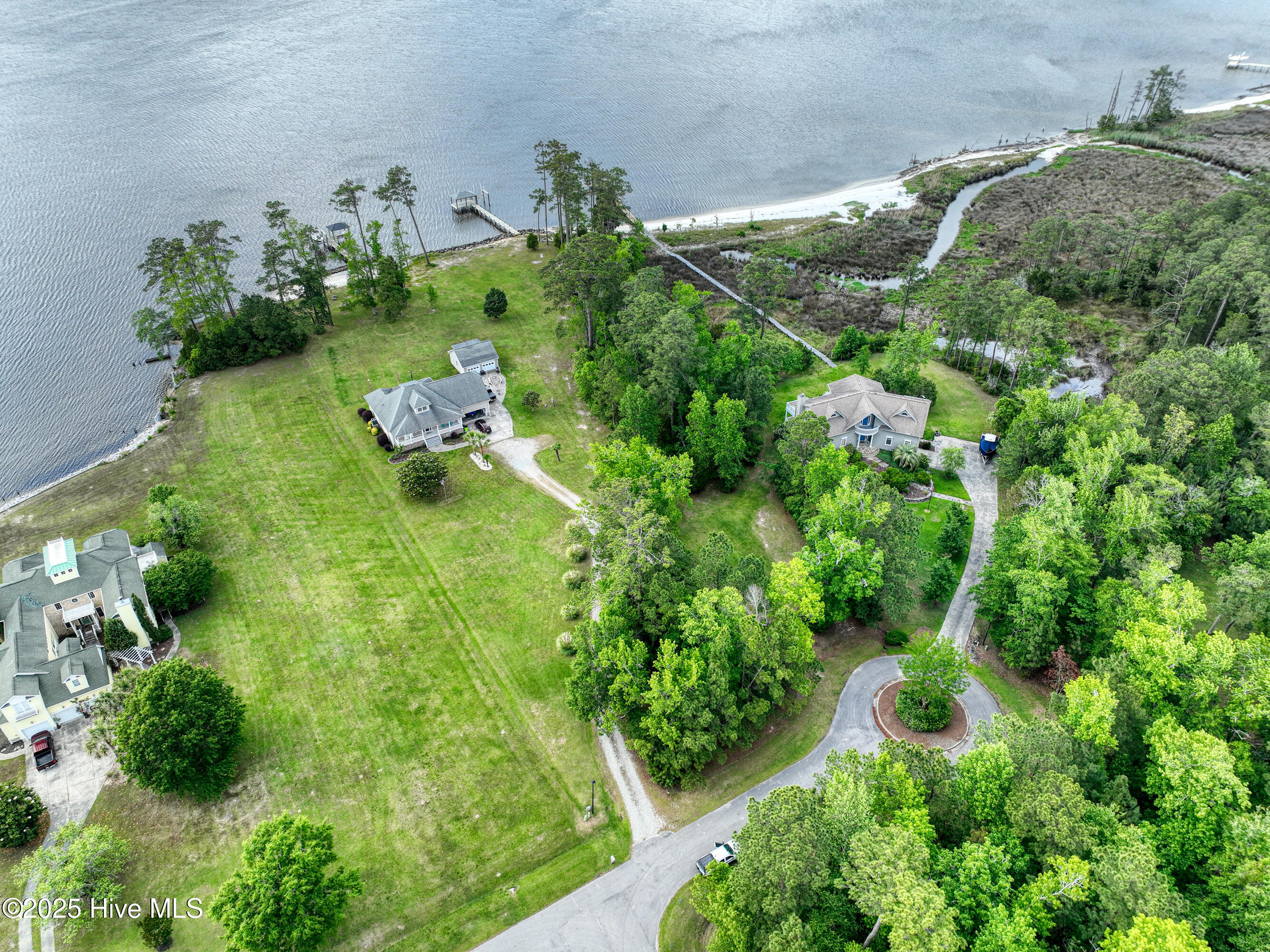 104 Moores Farm Road Property Photo 1